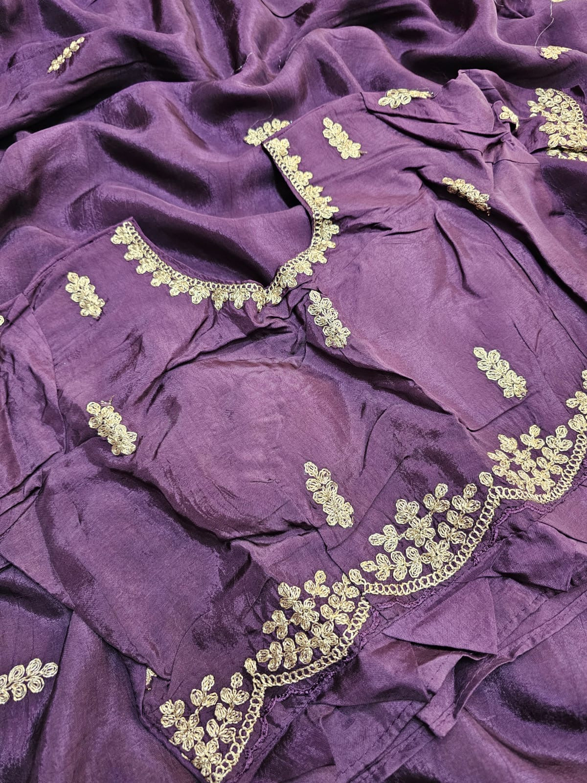 781015 Designer Zari Dori Work Saree With Heavy Designer Stitched Blouse