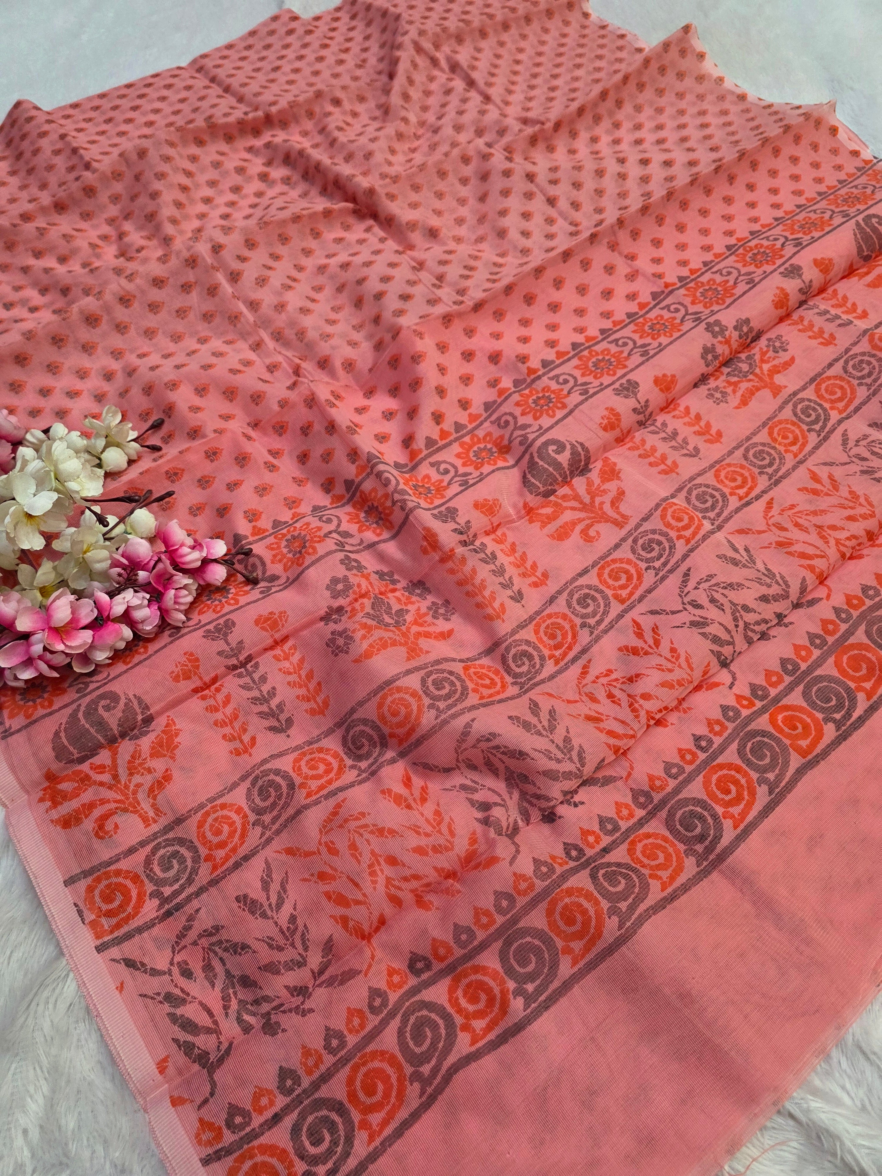 485002 सुपरनेट फ्लावर प्रिंट साड़ी - गहरा गुलाबी