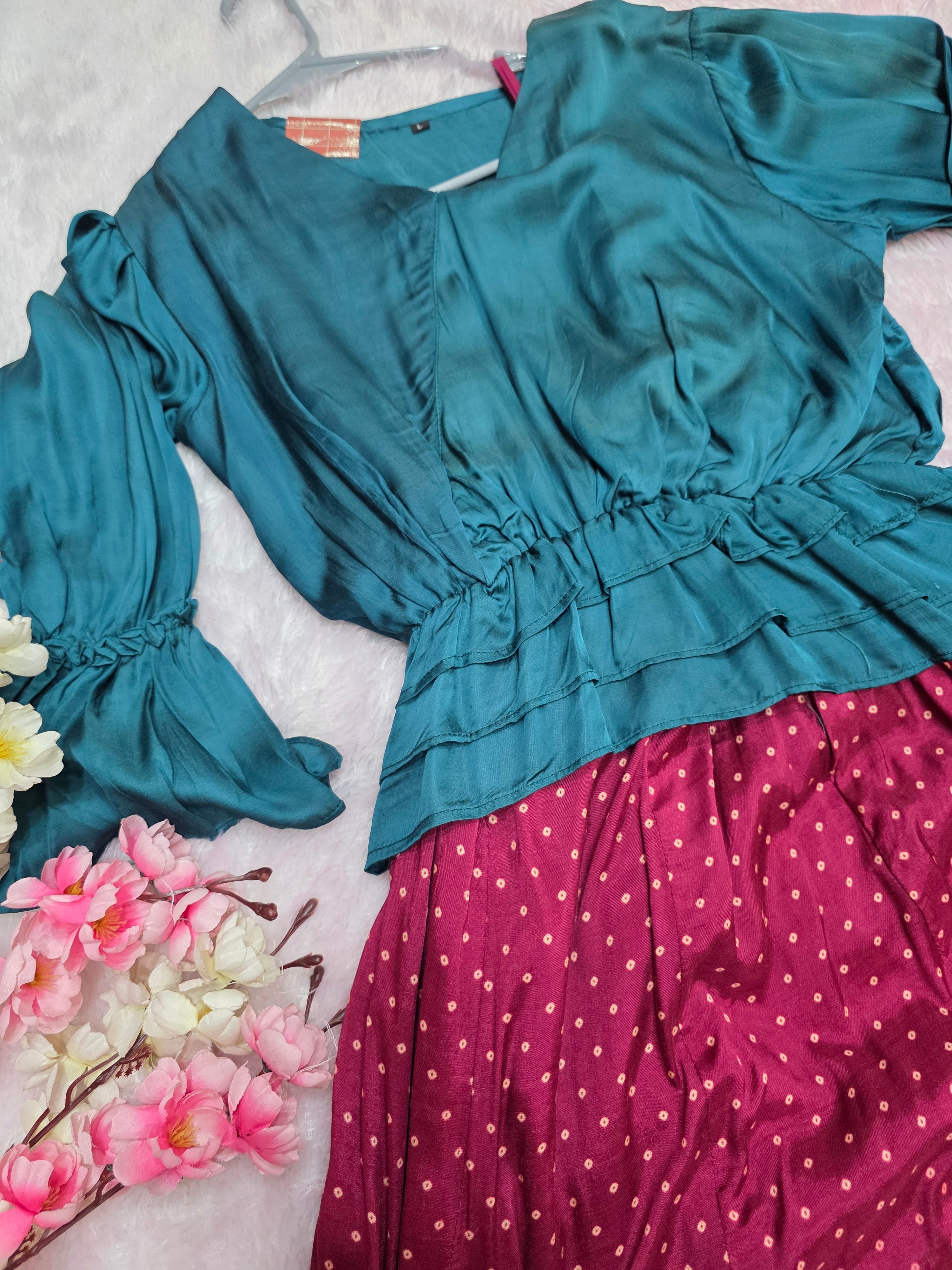 893007 Pure Maslin Silk Stylish Crop top with Hand Printed Skirt