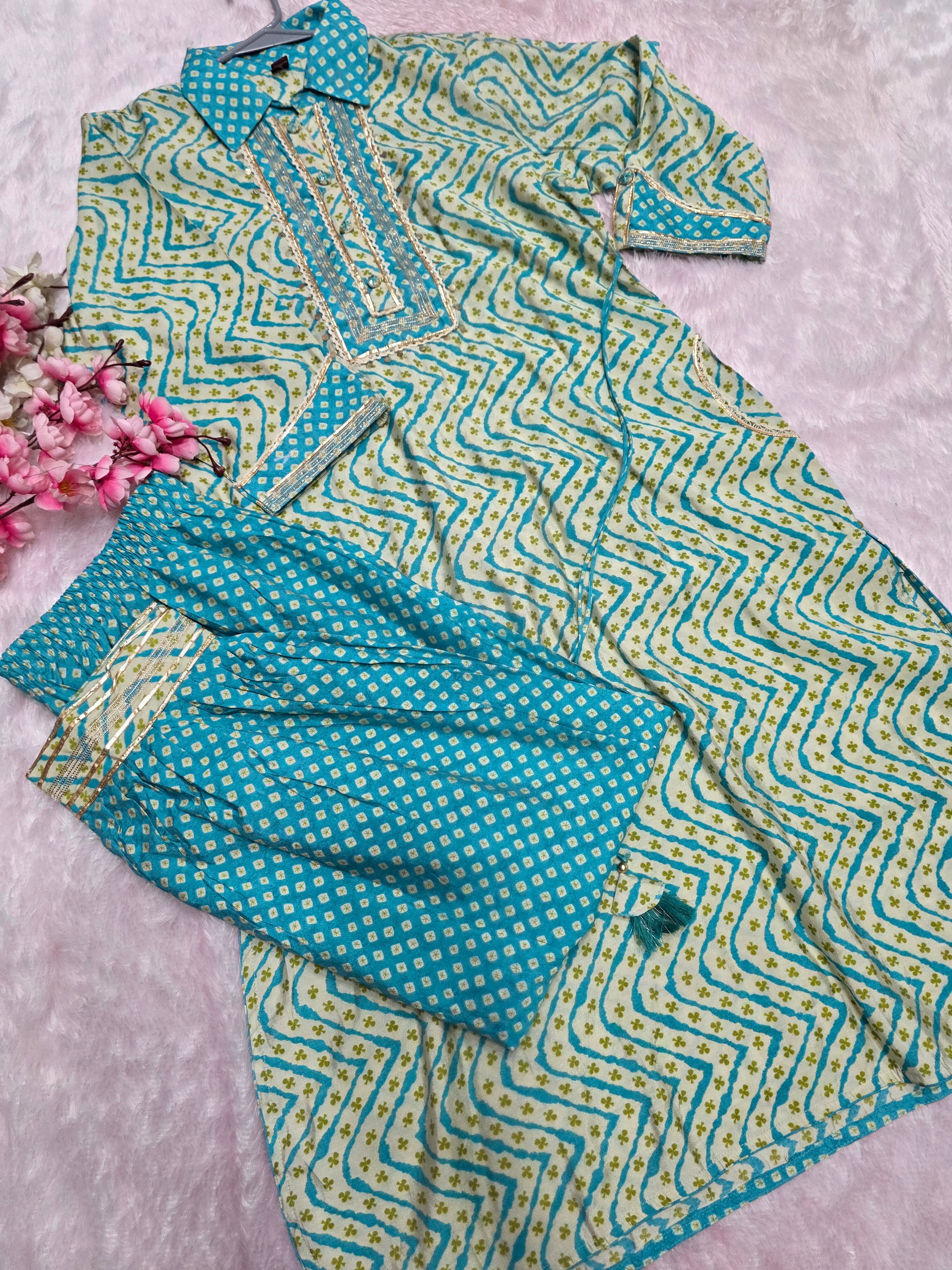 893011 Designer Lehriya Print Silk Kurti With Afghani Pant