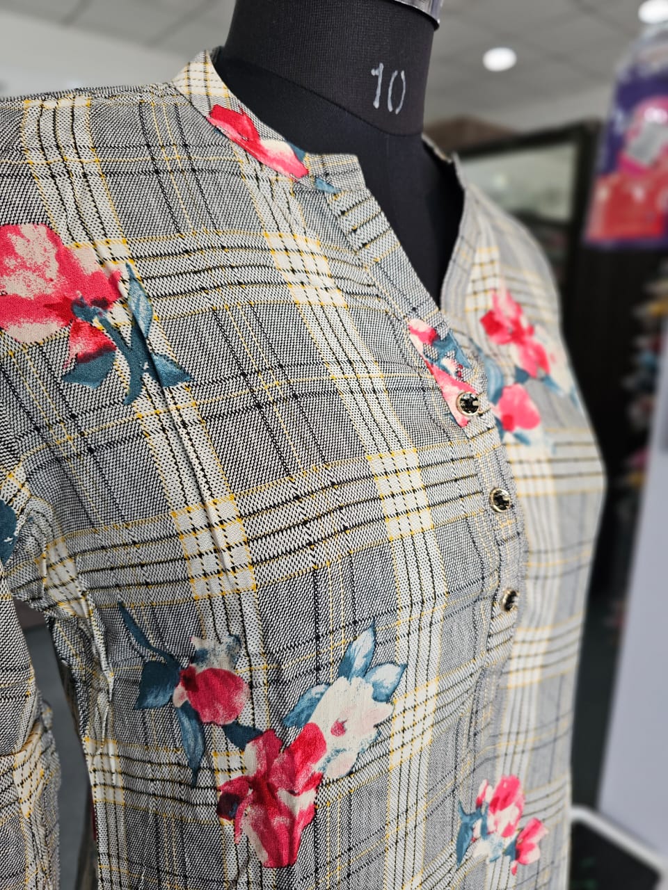 611008 Digital Printed Short Kurti