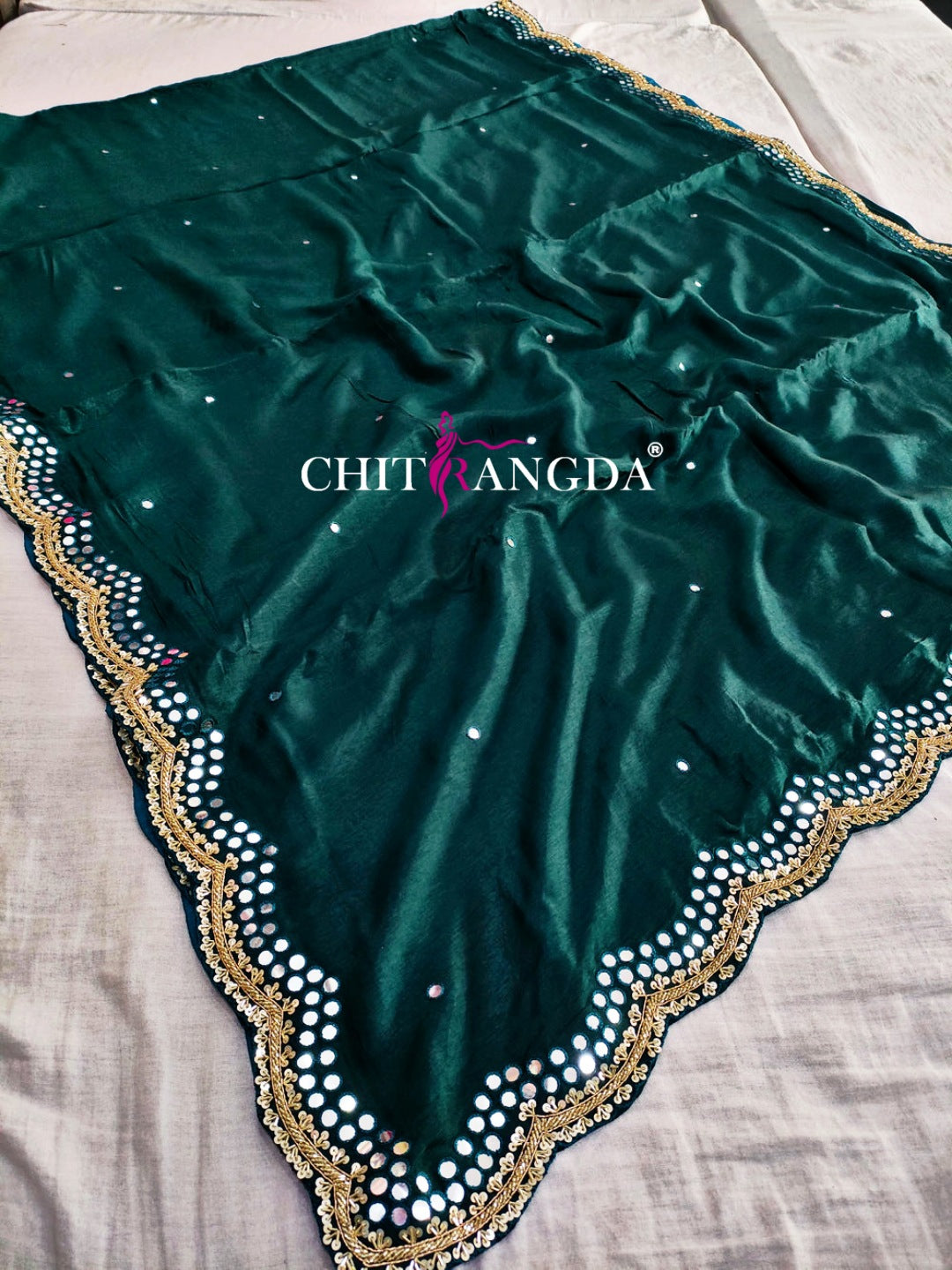 139003 सेलिब्रिटी डिजाइनर मिरर वर्क साड़ी हैवी स्टाइल स्टिच ब्लाउज के साथ