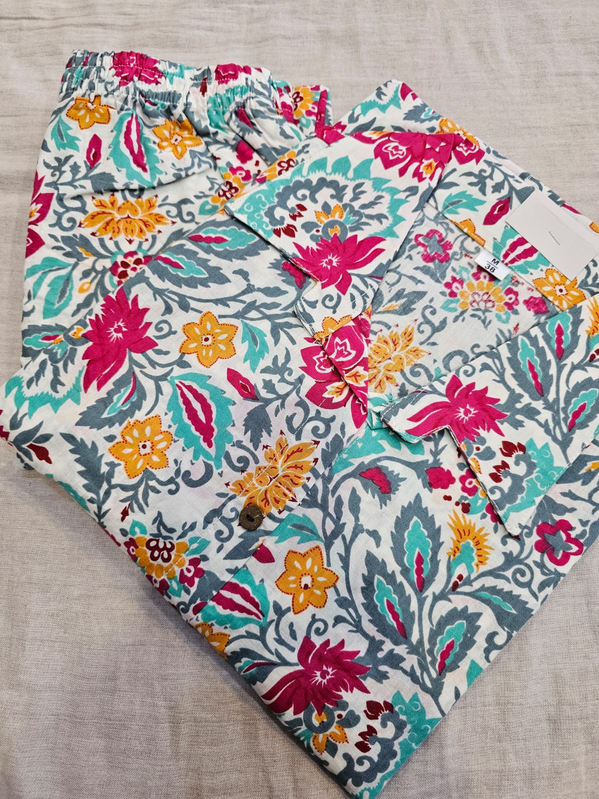 614006 शुद्ध मलमल कॉटन हाथ से पेंट किया हुआ कॉर्ड सेट