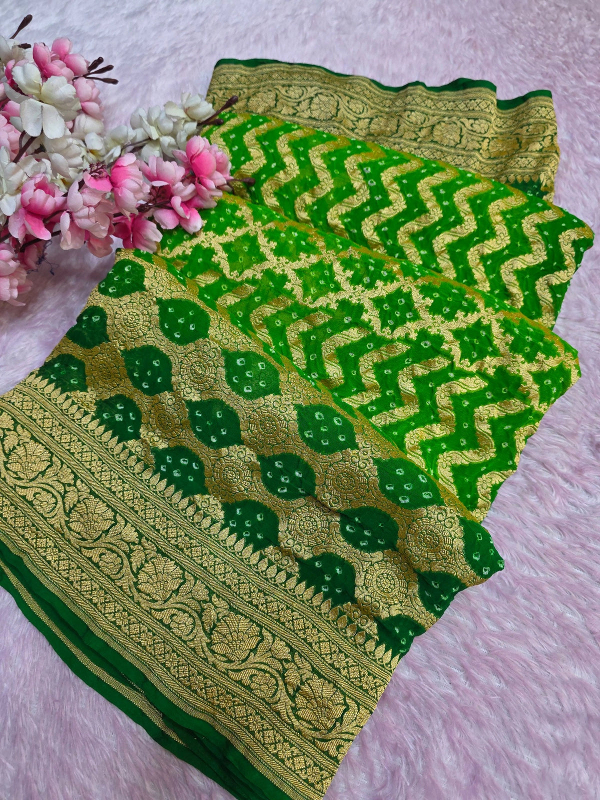 CA1526 Pure Georgette Hand Rai Bandhani Shaded Green Color Saree