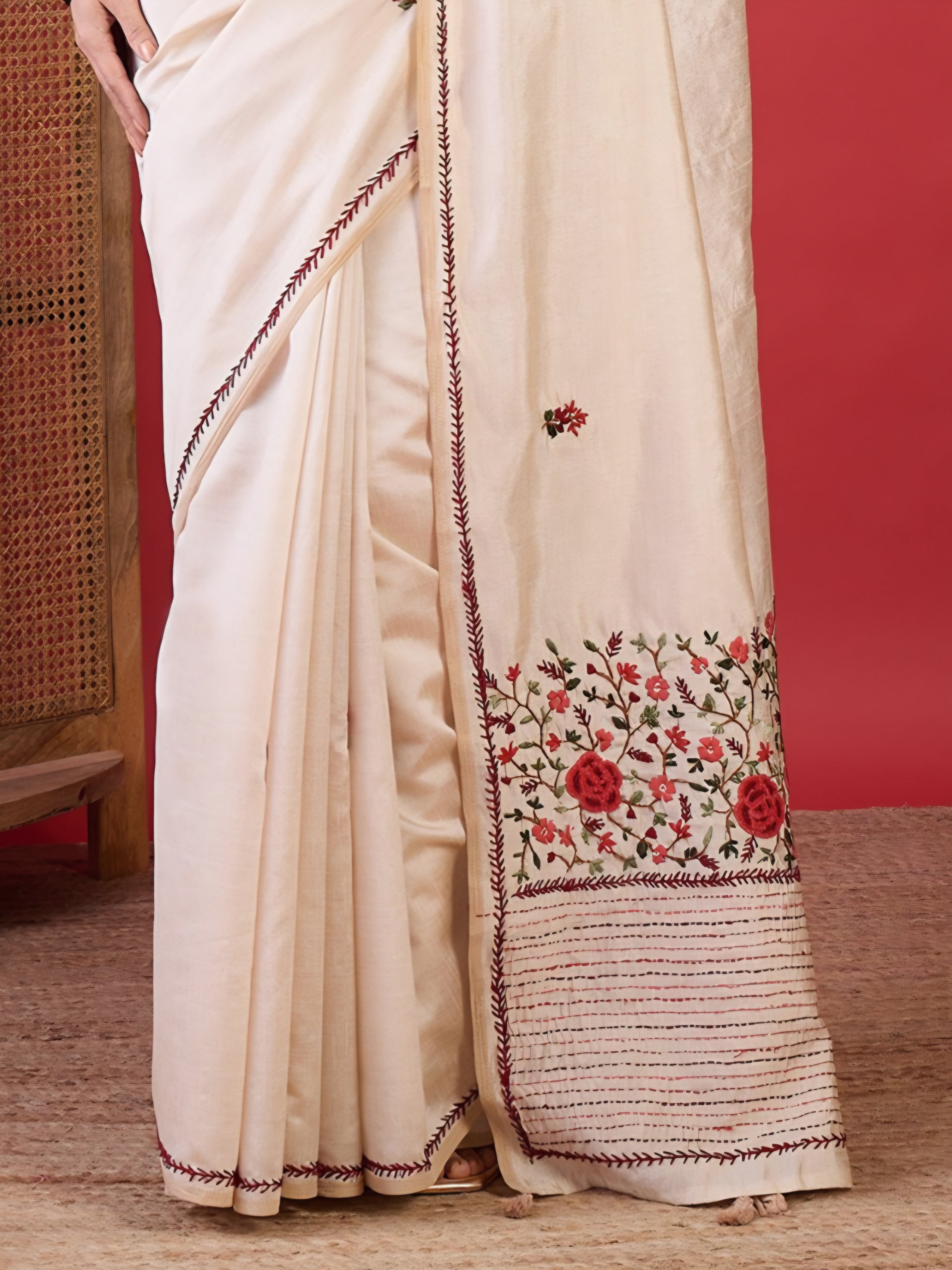 995004 Beautiful Semi Tussar Silk Hand Made Premium Suta Embroidery Saree