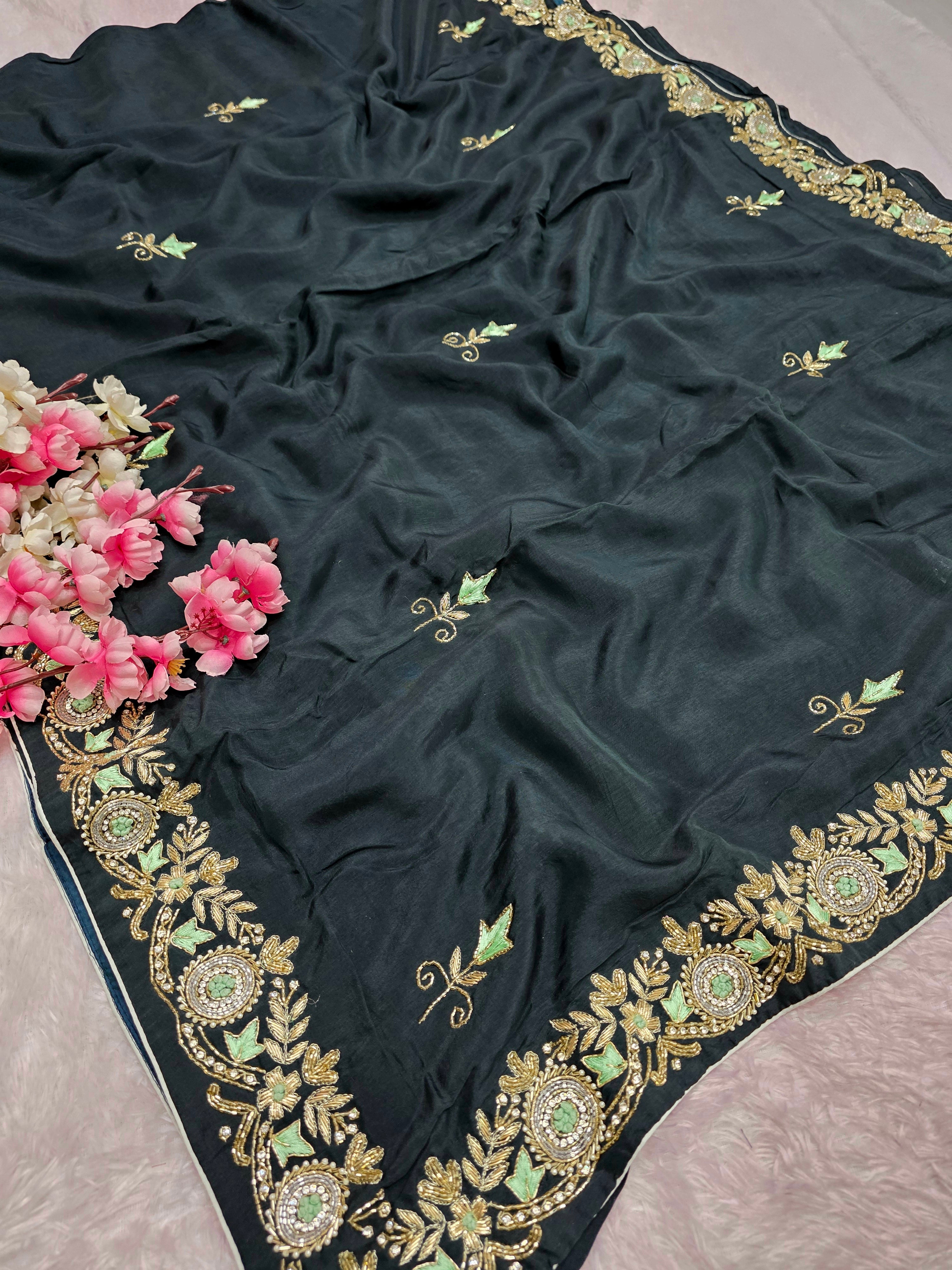 शुद्ध टसर सिल्क हाथ से बनी लेहरिया साड़ी प्रीमियम गोटापट्टी वर्क के साथ - 8837