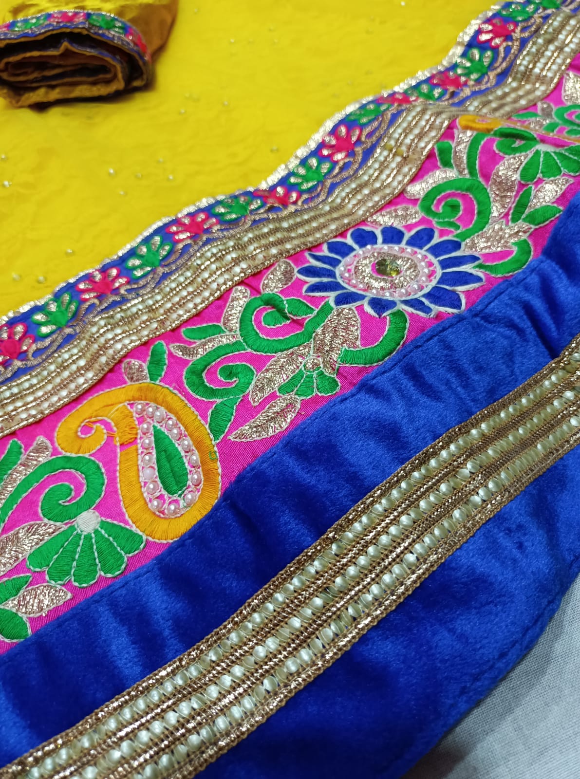 लहंगा डिज़ाइनर 212009
