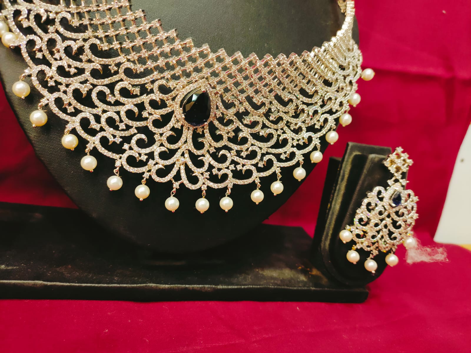 महिलाओं के लिए ग्लैमरस वेडिंग ओरिजिनल CZ ज्वेलरी