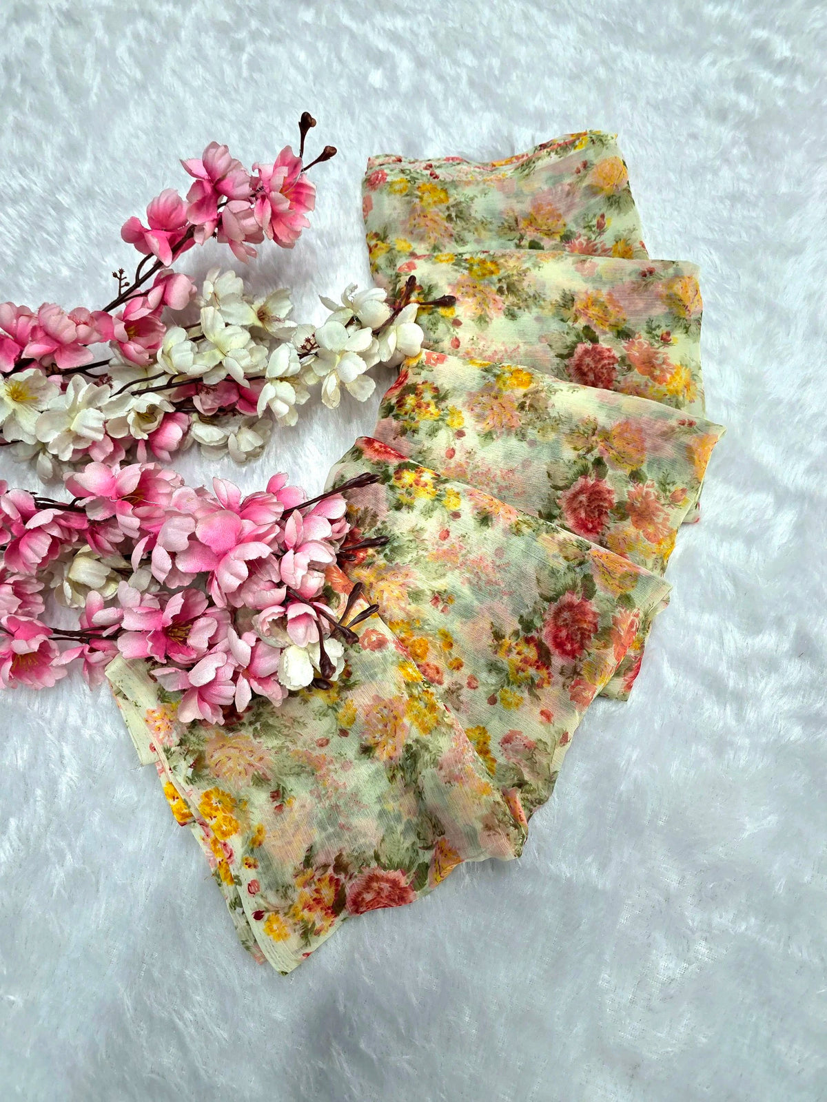 644001 Exclusive Chiffon Flower Print Saree - Red