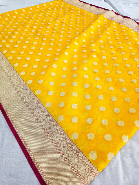 163004 Banarasi Pure Kora Organza Sraee with Golden Zari Weaving