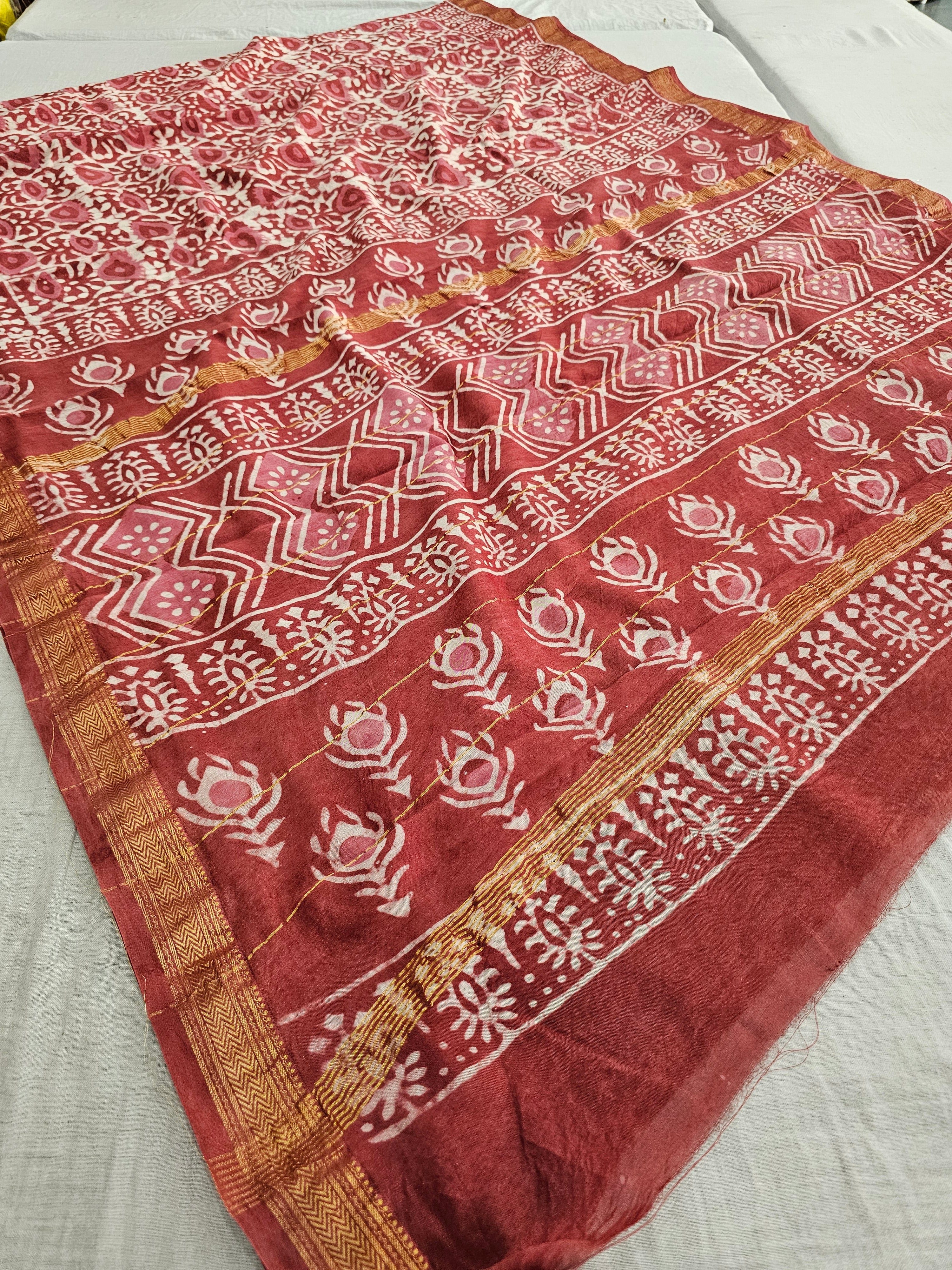 578003 Pure Maheshwari Cotton Silk  Handblocked Printed Saree