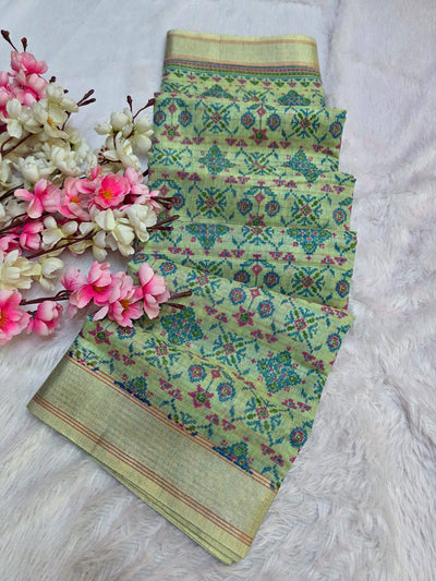 396007 टिशू कॉटन पटोला प्रिंट साड़ी - टील नीला 