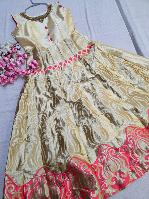 कॉटन रेयॉन अनारकली बंधनी प्रिंटेड कुर्ती 