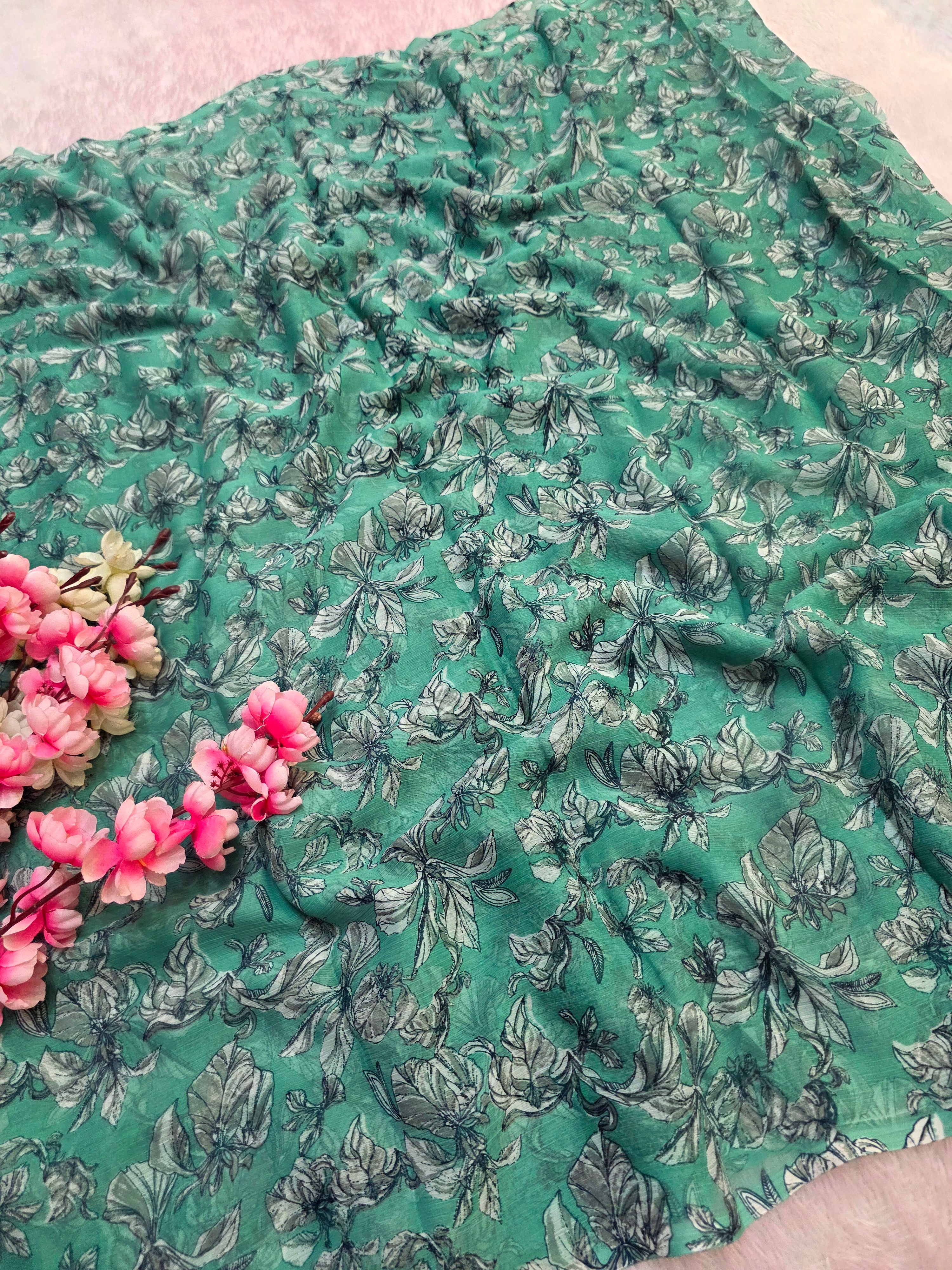 644001 एक्सक्लूसिव शिफॉन फ्लावर प्रिंट साड़ी - हरा 