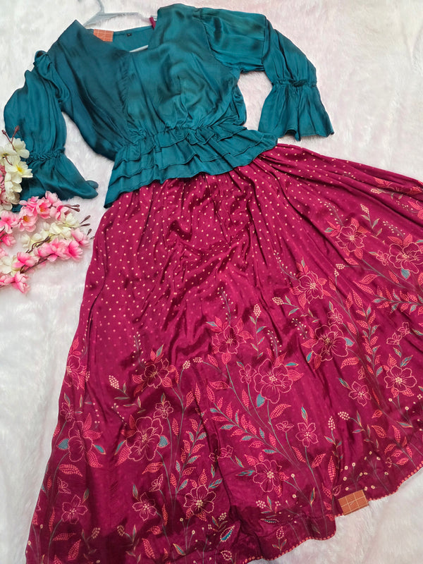 893007 Pure Maslin Silk Stylish Crop top with Hand Printed Skirt