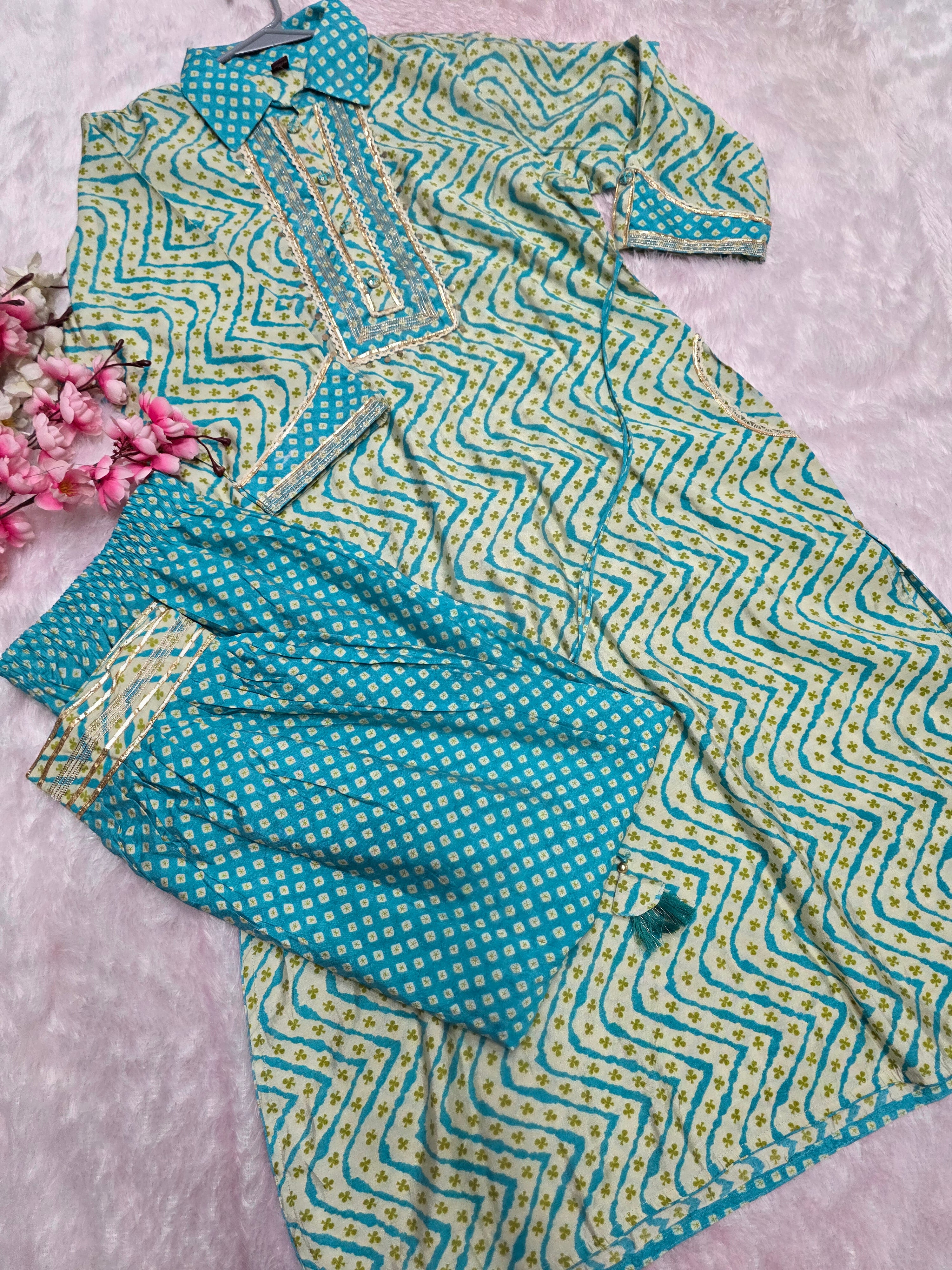 893011 Designer Lehriya Print Silk Kurti With Afghani Pant