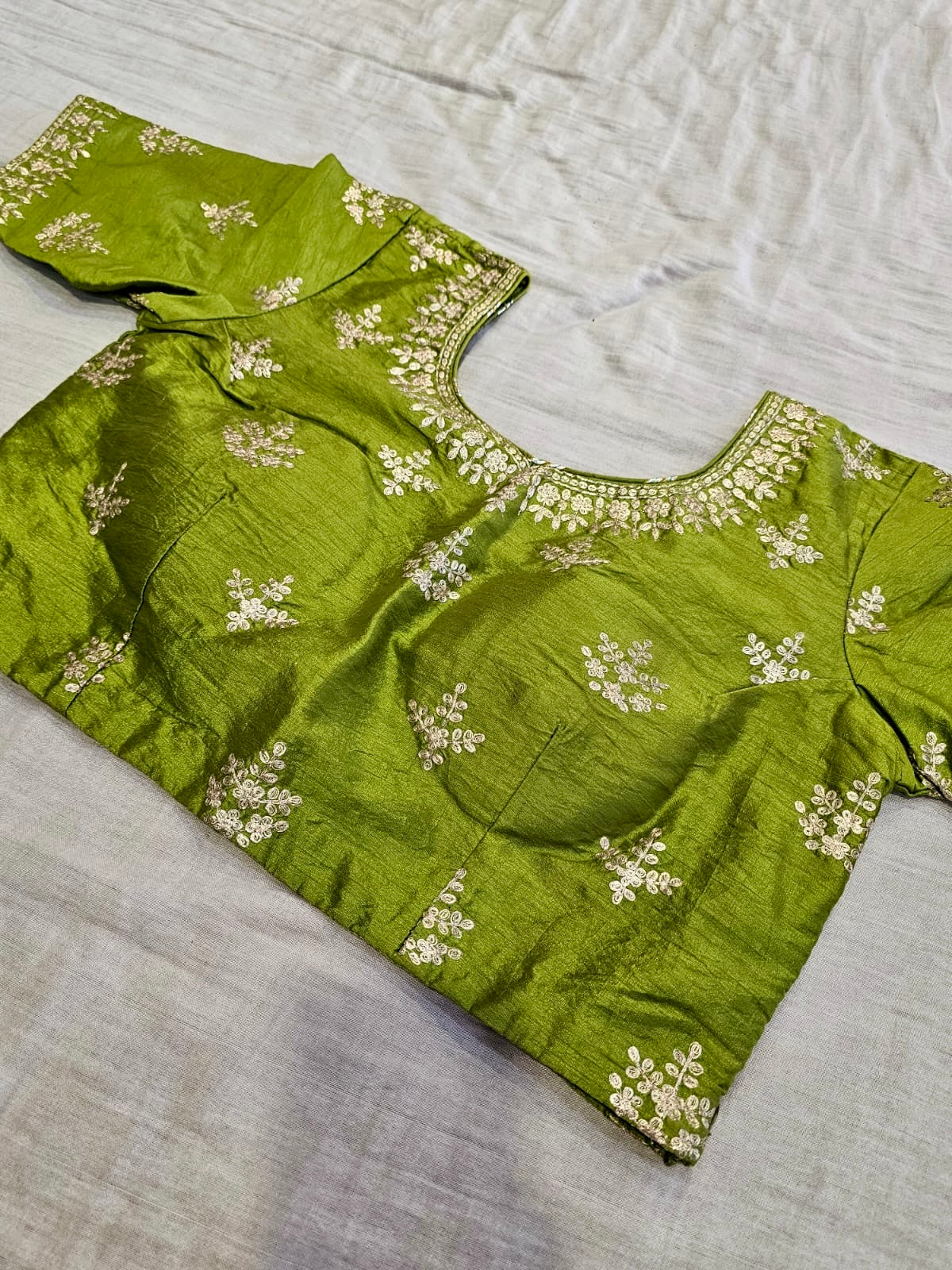 8659 Designer Pure Organza Pitta Work Lehriya Saree With Heavy