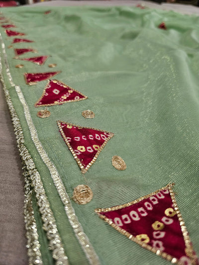 665005 फैंसी डिजाइनर सेमी पार्टी वियर साड़ी बांधनी ब्लाउज के साथ - समुद्री हरा