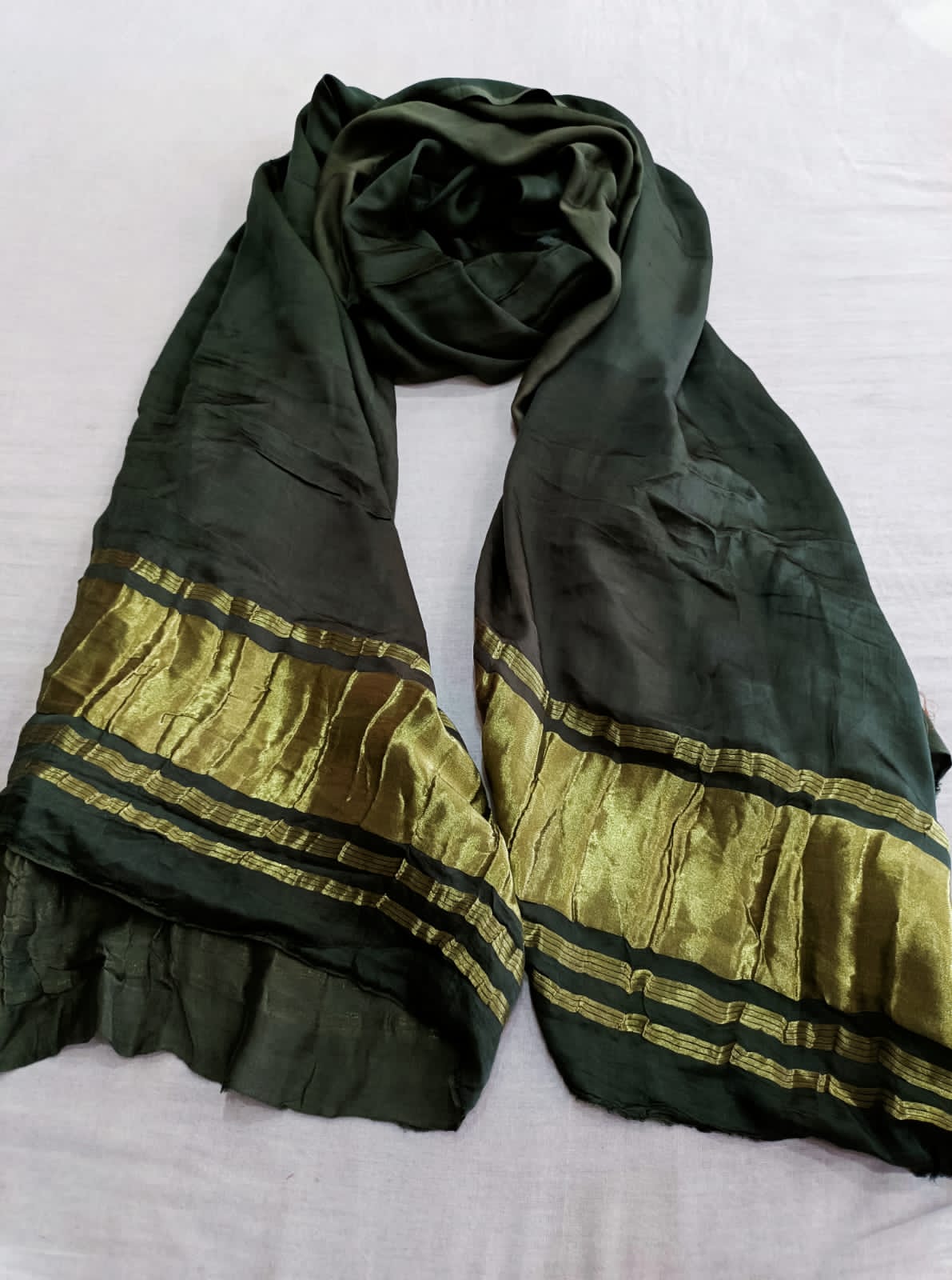 111001 शुद्ध गज्जी सिल्क सादा दुपट्टा - गहरा भूरा