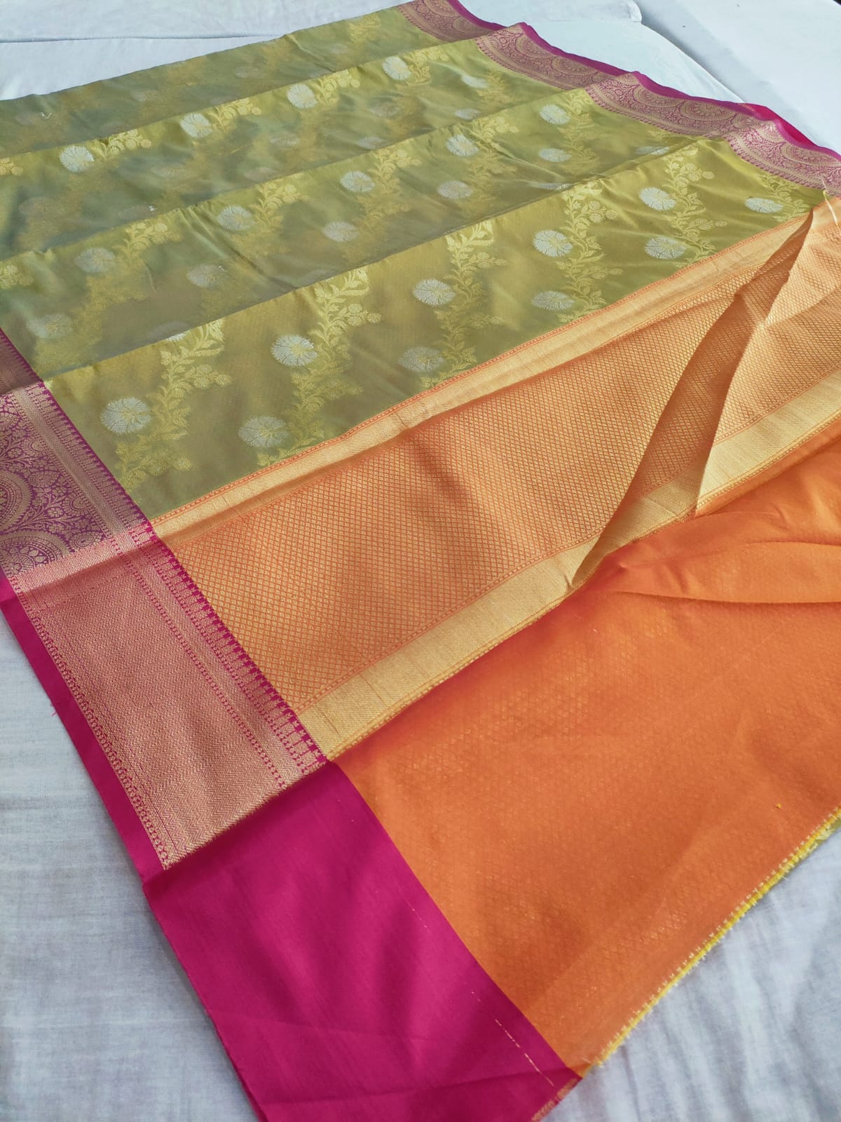 548003 Banarasi Silk Saree With Zari Weaving and Contrast Border 447012