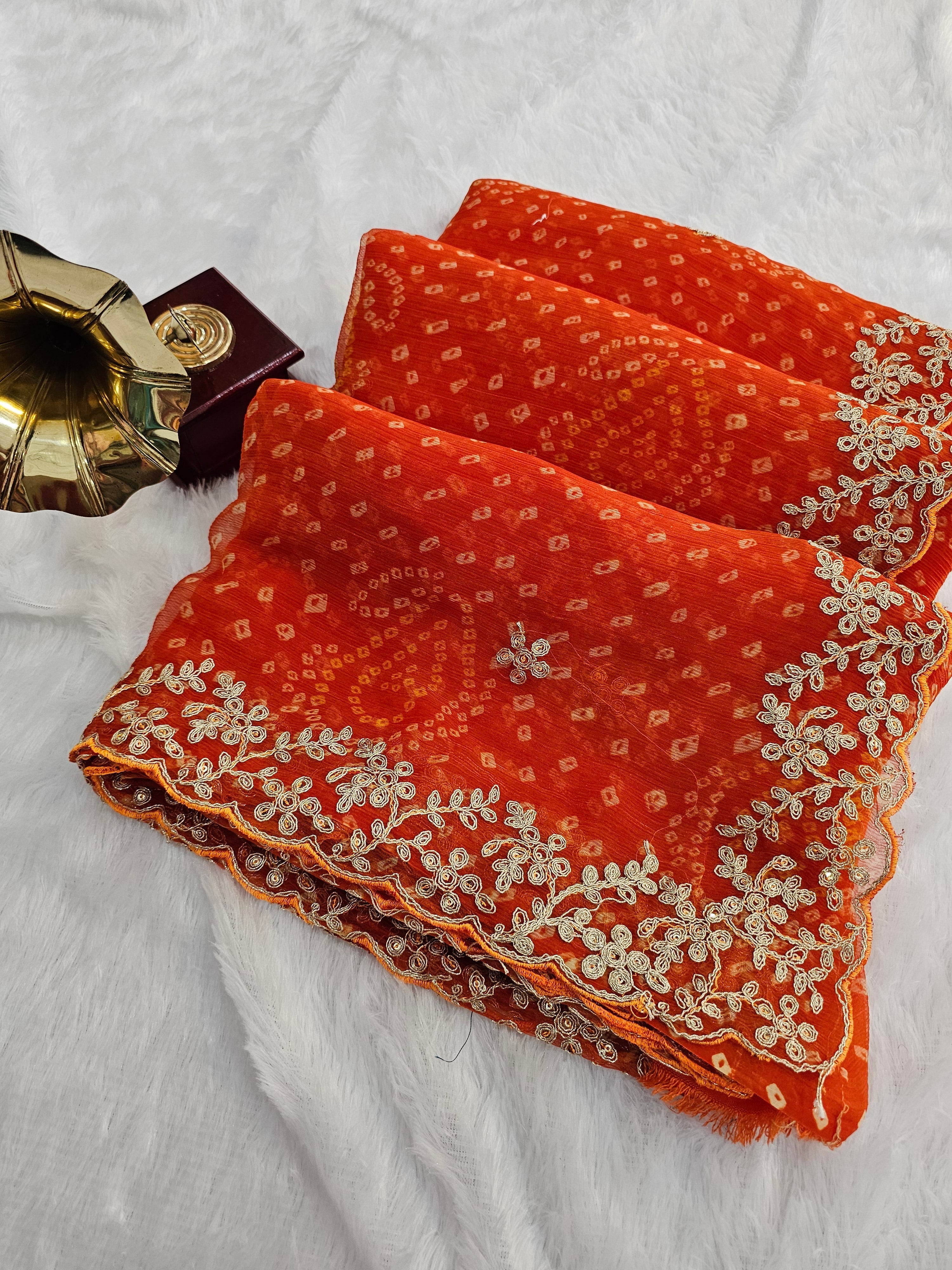 760002 Traditional Pita Work Border Bandhani Saree
