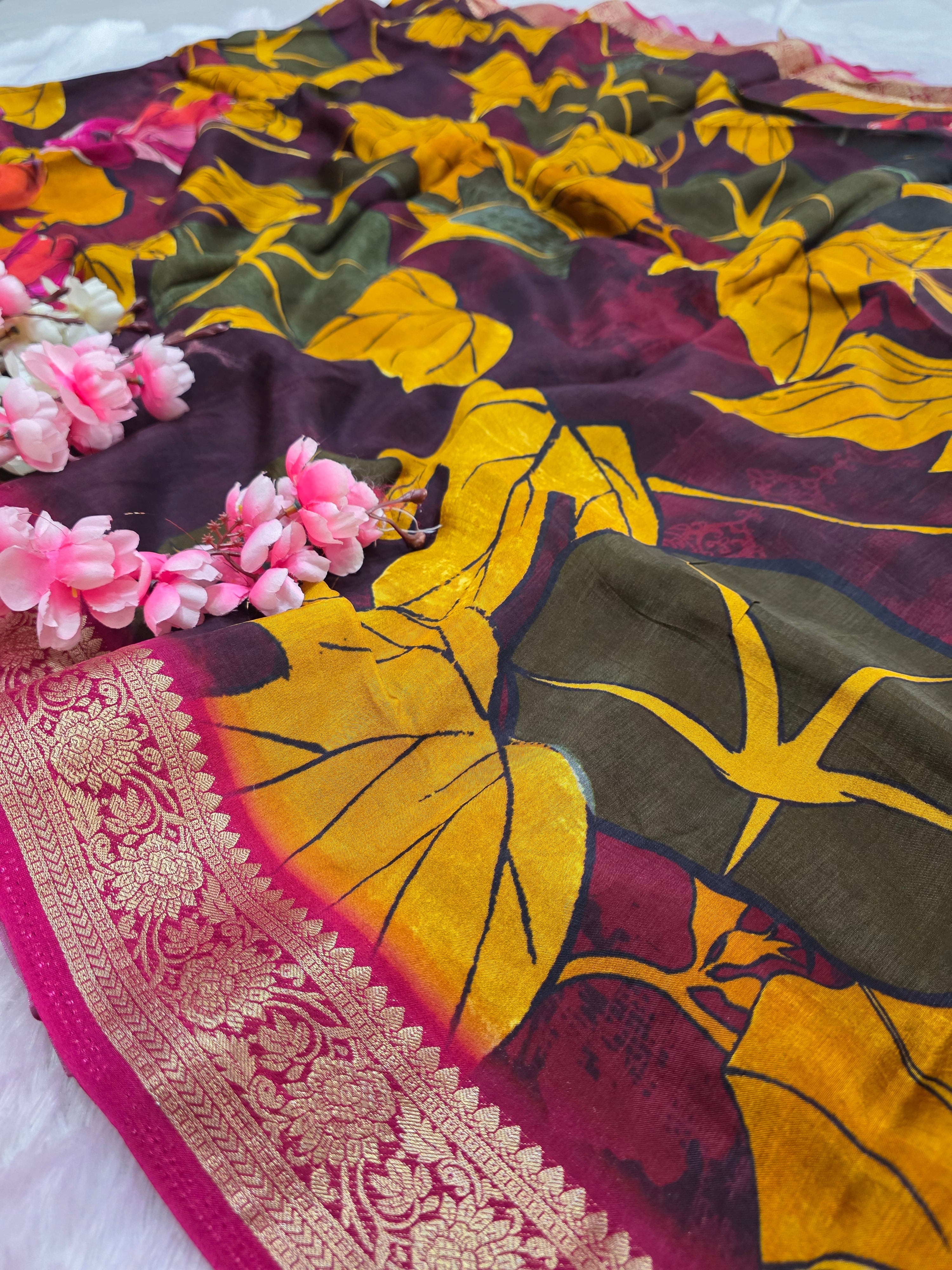 शुद्ध टसर सिल्क हाथ से बनी लेहरिया साड़ी प्रीमियम गोटापट्टी वर्क के साथ - 8837