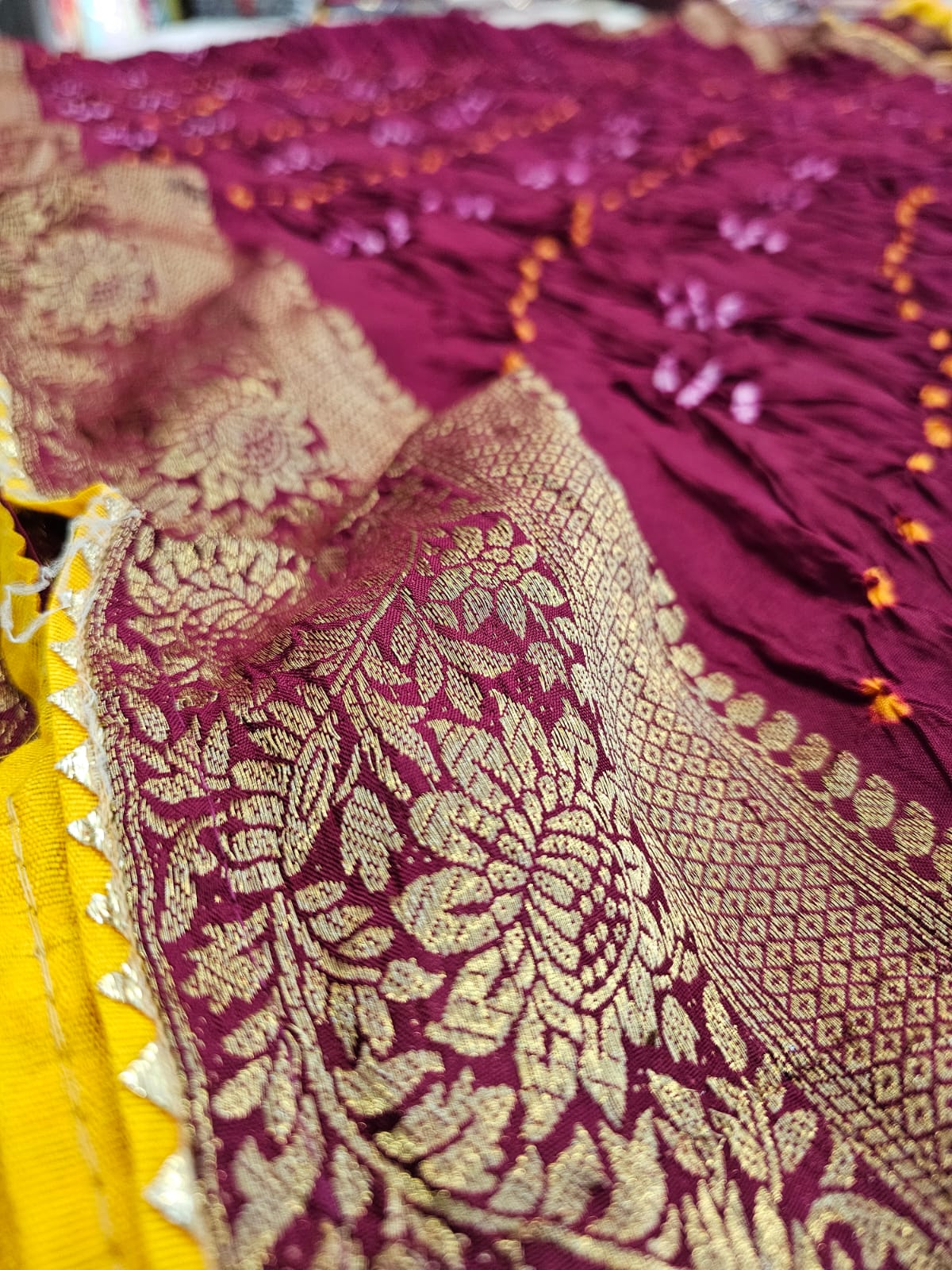 780017 Original Rajasthani Hand Bandhani Saree with Zari Work (711002) maroon