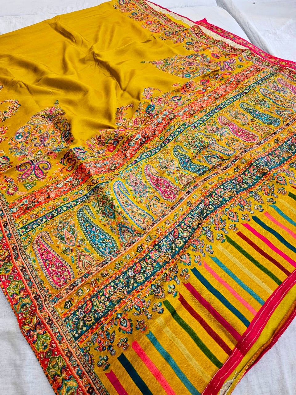 703005 Exclusive Pashmina Kashmiri Work Pure Kashmiri Dola Silk Saree