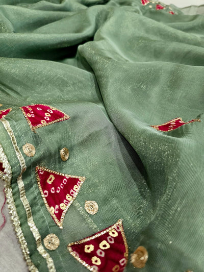665005 फैंसी डिजाइनर सेमी पार्टी वियर साड़ी बांधनी ब्लाउज के साथ - डस्टी ग्रीन