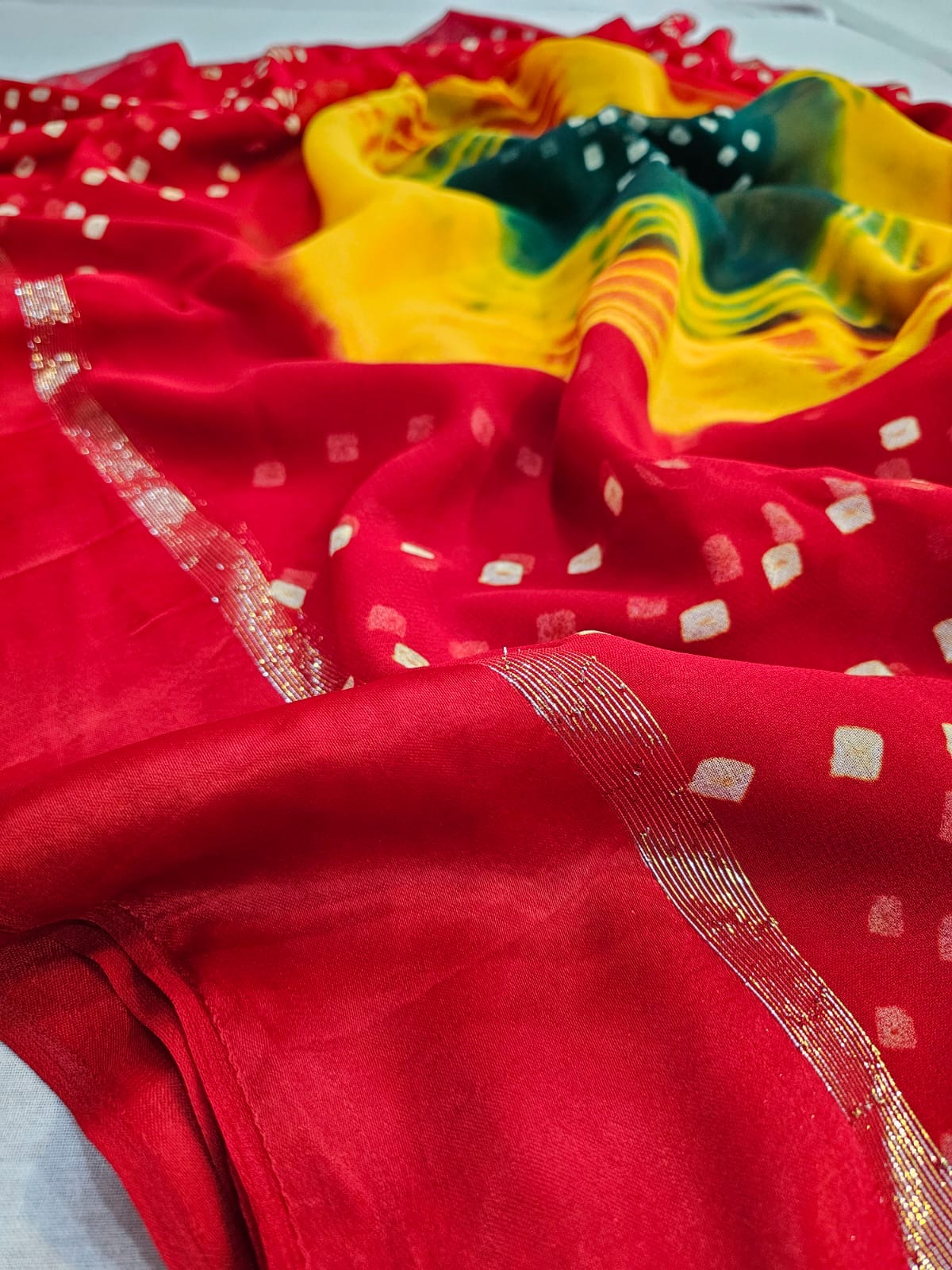 752004 Pure Georgette Multicolor Satin Patta Border Bandhani Saree - Red