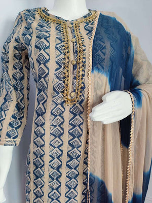 149003 Hand Embroidered Cutdana Work Straight Fit Kurta With Pant And Dupatta