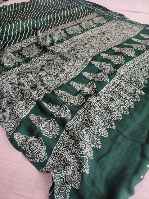 475001 Gajji Silk Pure Ajrakh Leheriya Saree With Zari Pallu - Green