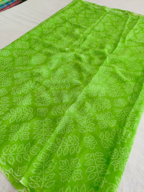 483002 Semi Chiffon Bandhani Printed Saree - Green