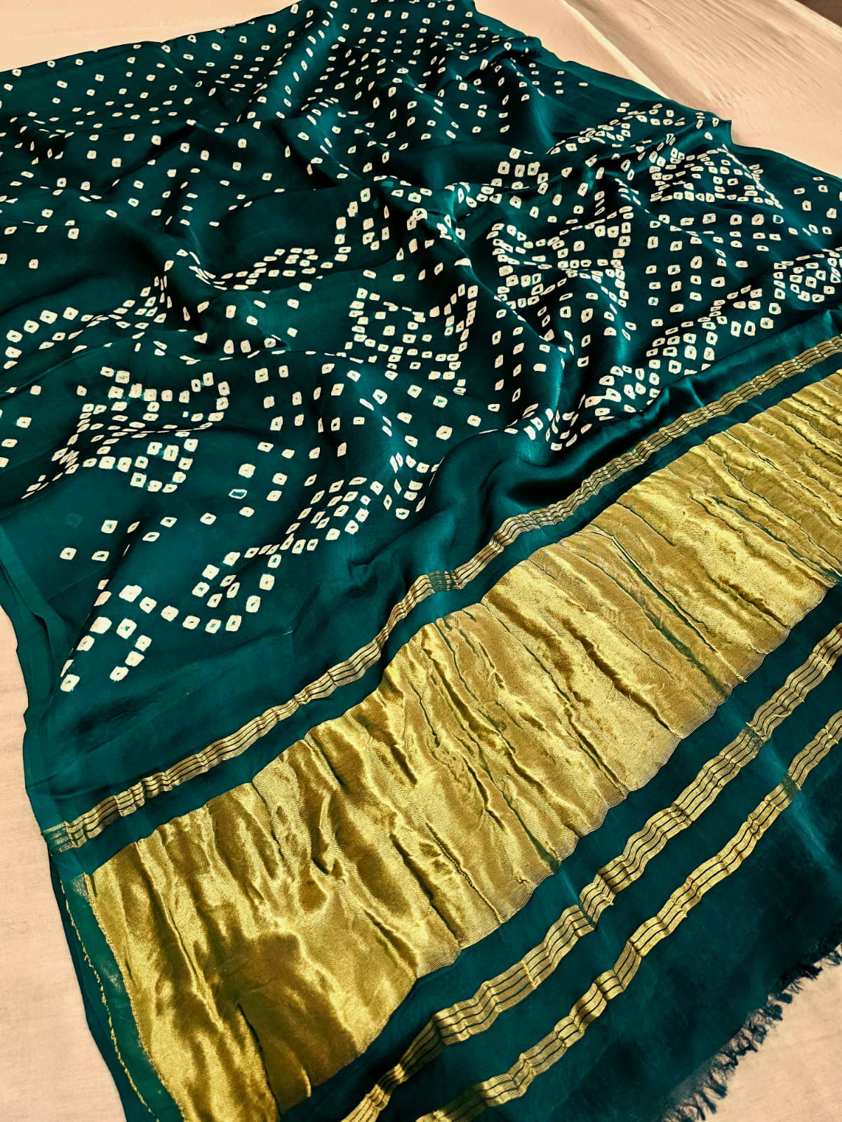 624002 Gajji Silk Rajasthani Hand Bandhani Saree with Lagadi Patta - Rama Green
