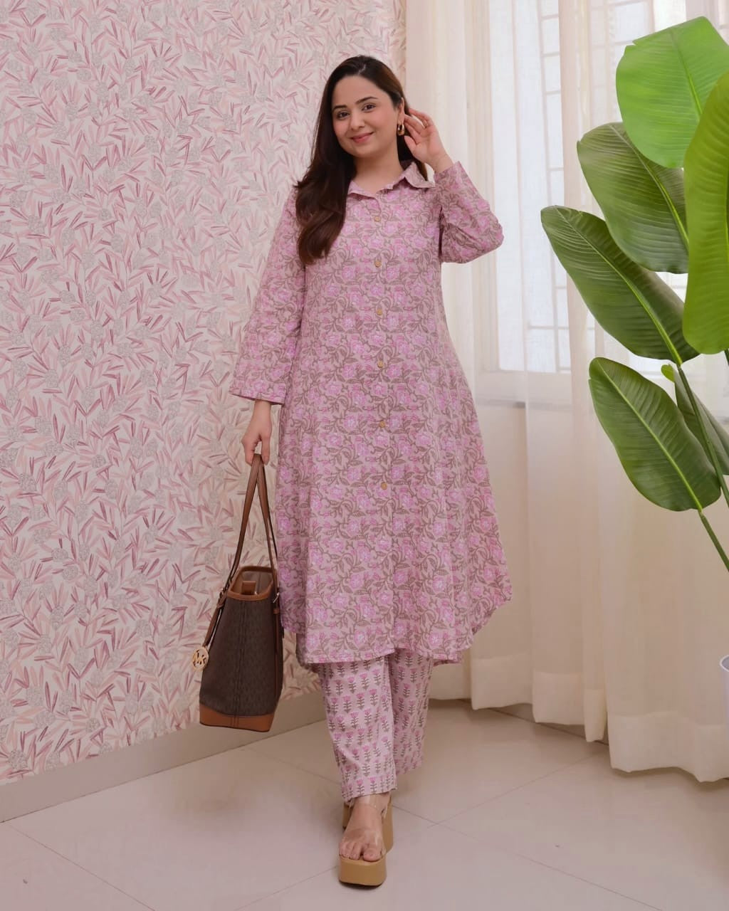 887001 Hand Printed Flower Print Pure Cotton Pink Co-Ord Set