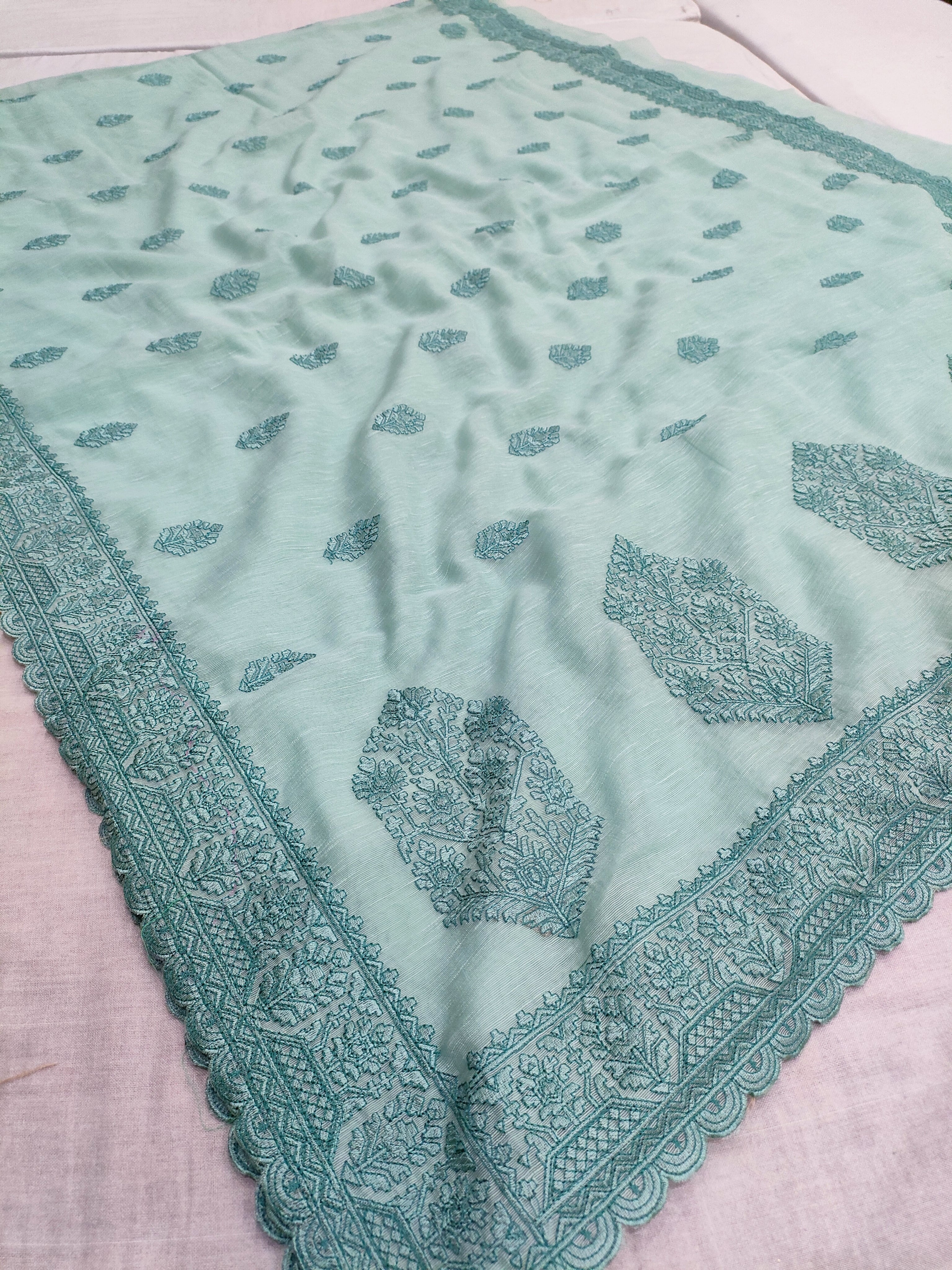 423005 Pure Linen Saree with Kashmiri Embroidery