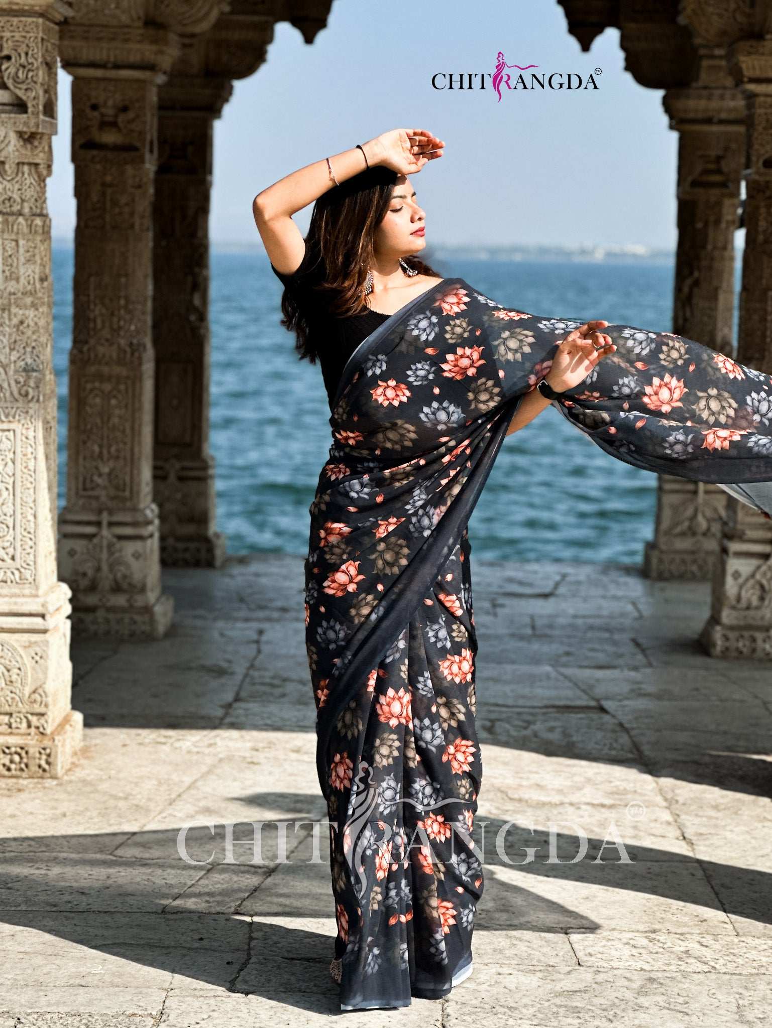 706003 Digital Flower Print Georgette Crepe Saree