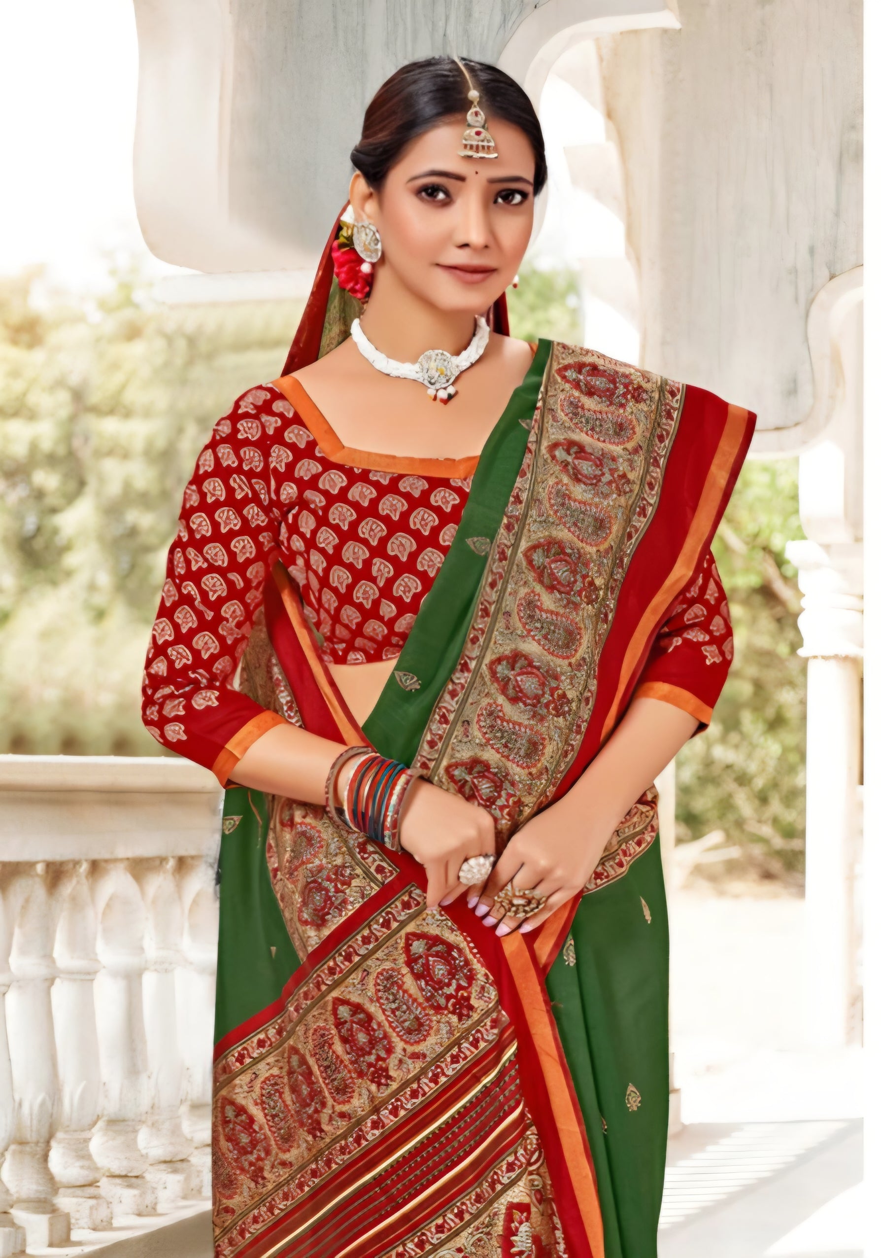 914001 Very Soft and Premium Looking Cotton Saree with Zari Border - Green