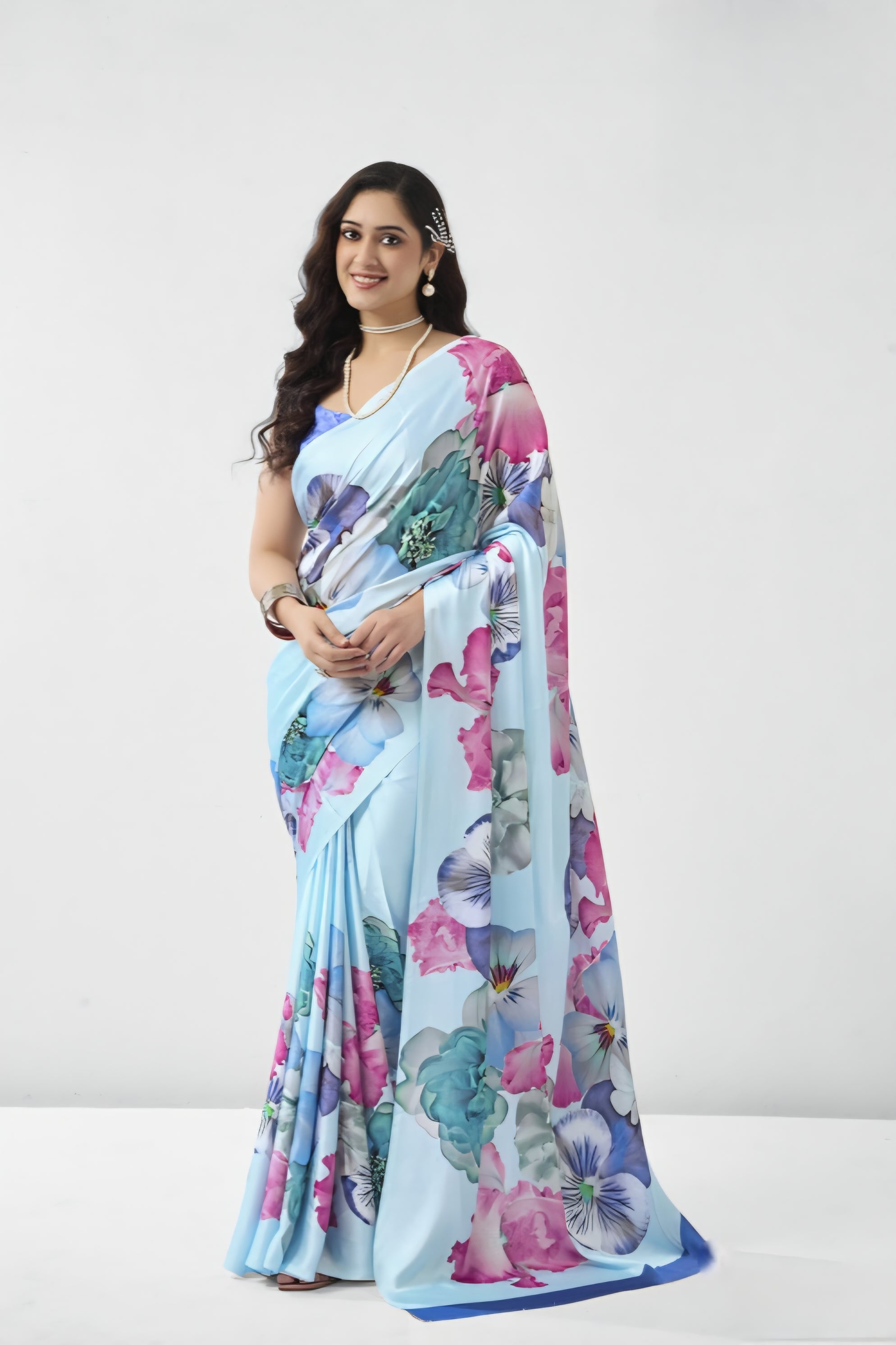 917002 Stylish Bollywood Style Print Soft Italian Crepe Silk Saree -