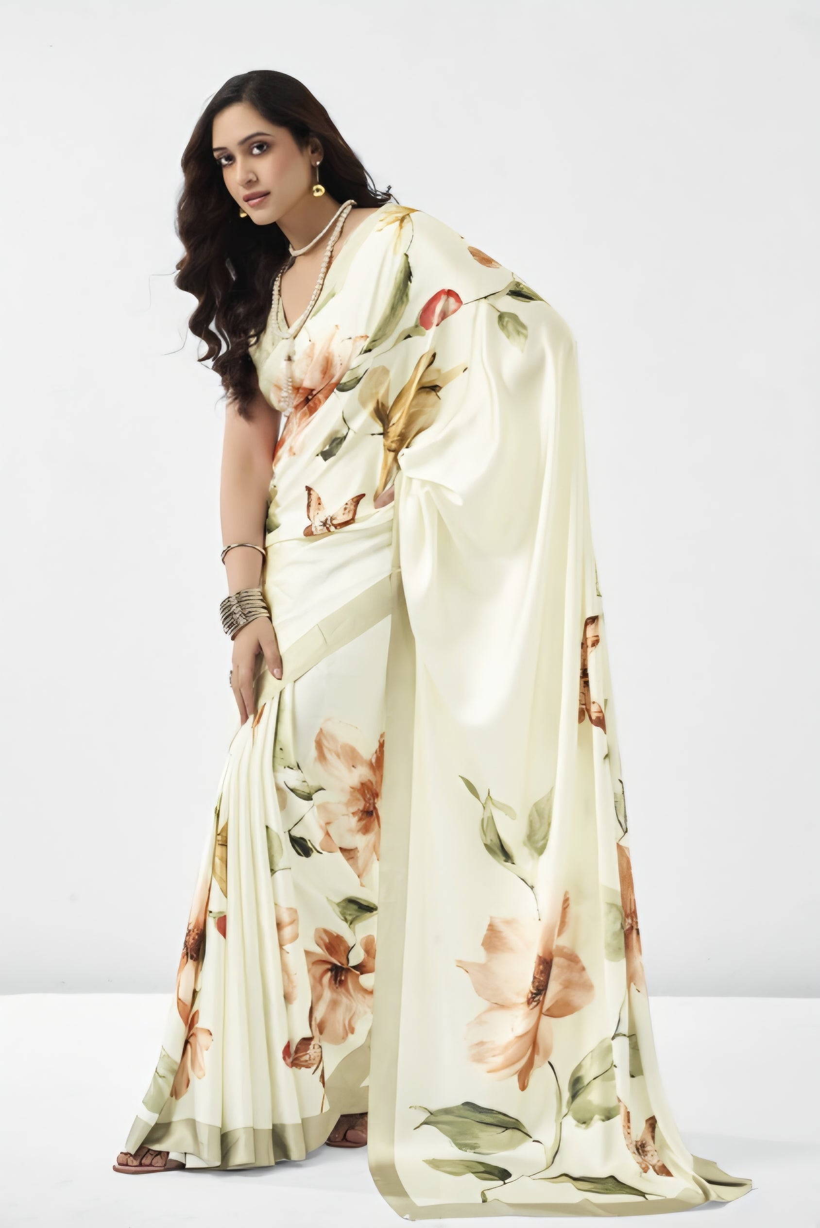 917001 Stylish Bollywood Style Print Soft Italian Crepe Silk Saree -