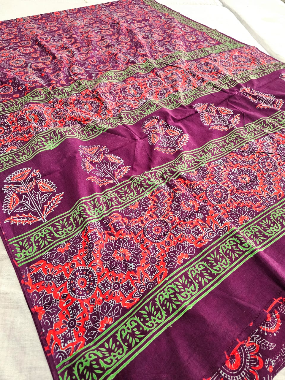 607008 Pure Mul Cotton Handblocked Printed Saree