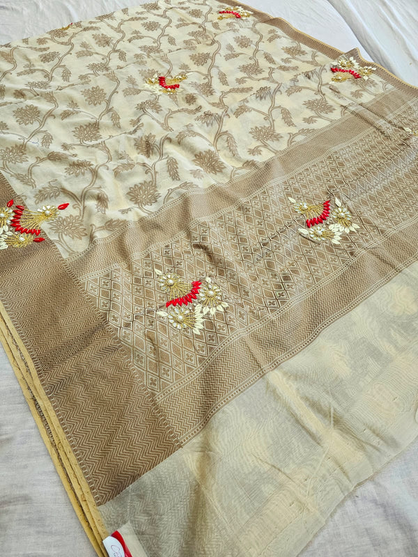 721006 Most Different Resham Weaving Pure Chanderi Cotton Saree With Hand Embroidery