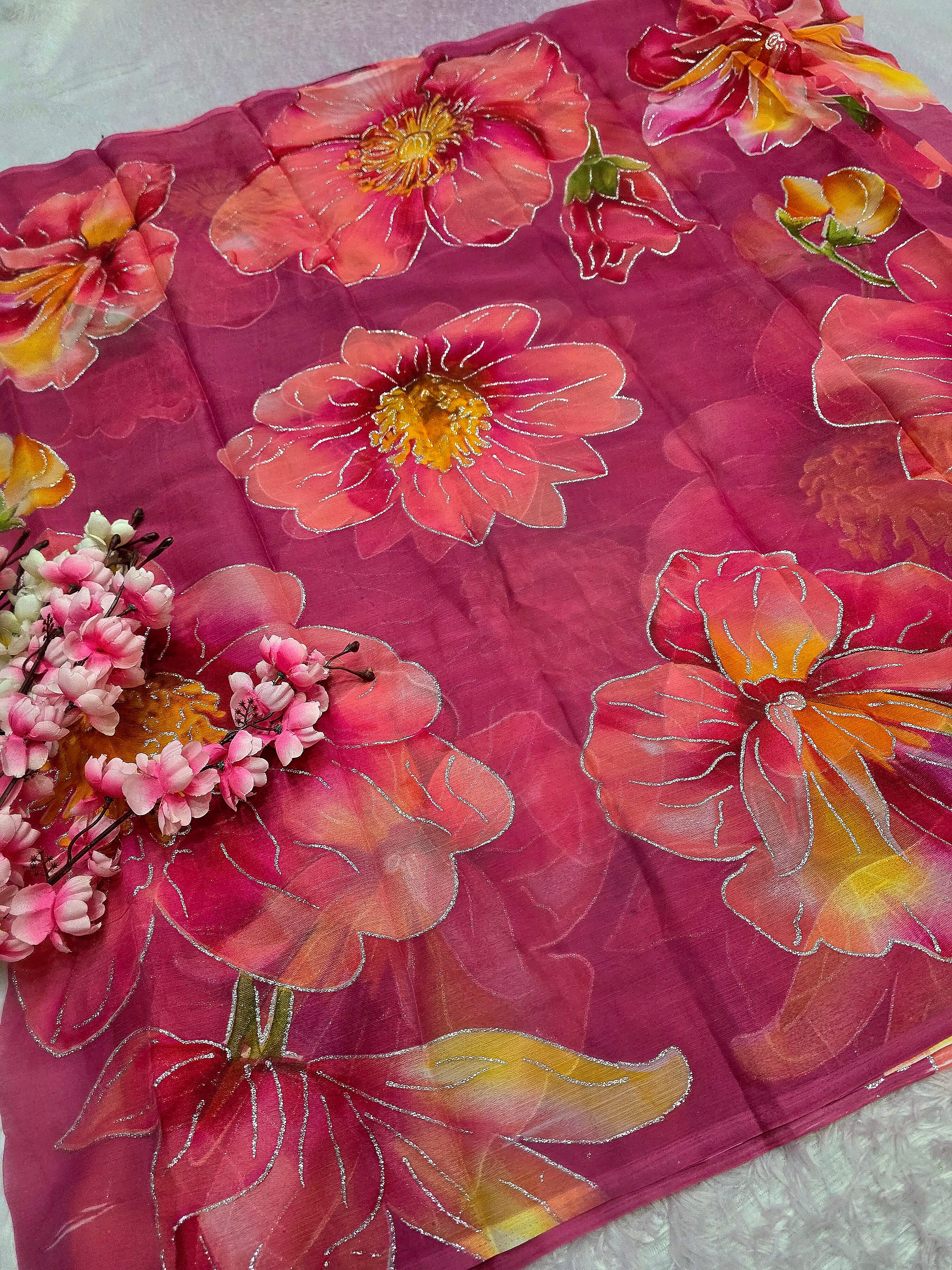 991001 Lightweight Elegant Semi Chiffon Flower Print Saree with Zari Print - Pink