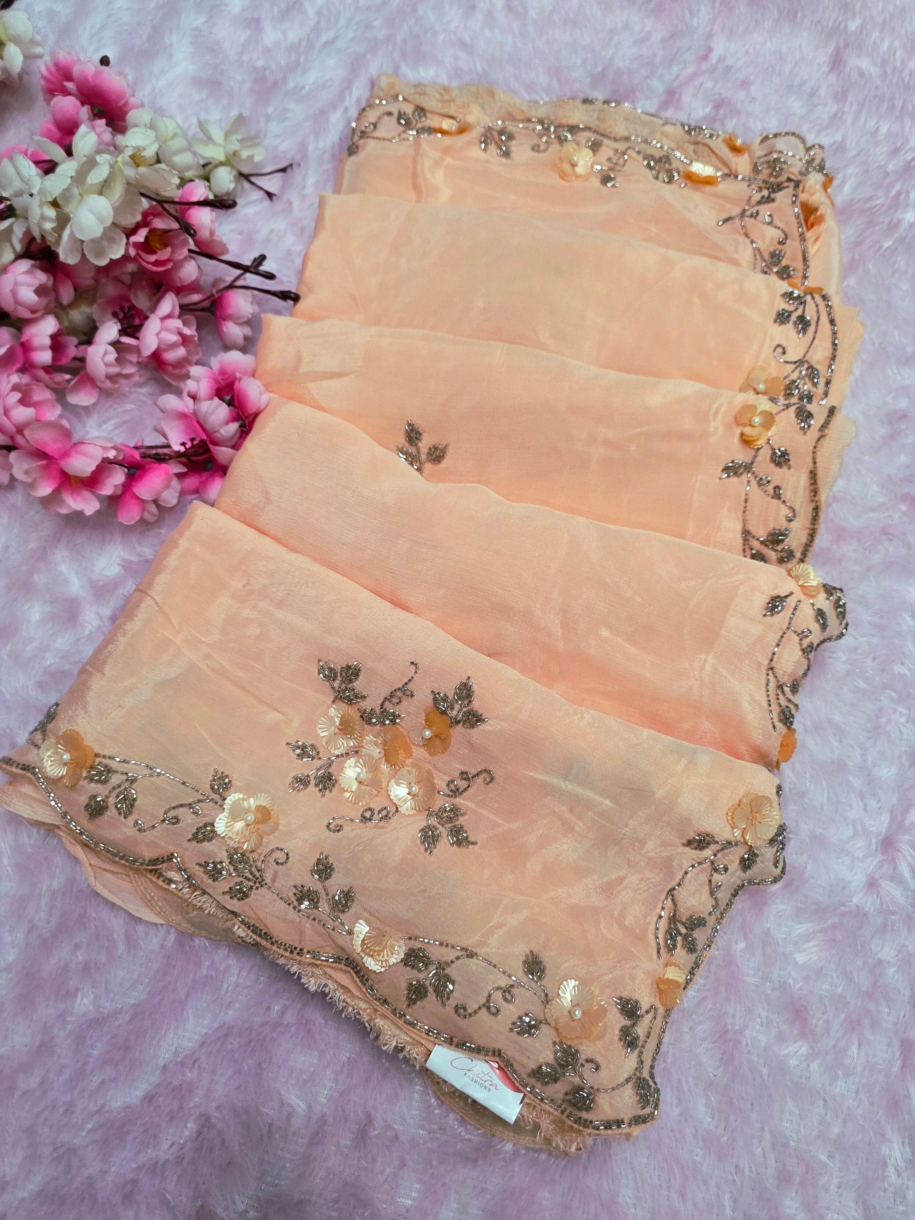 164002 शुद्ध ओपरा सिल्क डिजाइनर छायांकित साड़ी भारी कटदाना हाथ के काम के साथ 