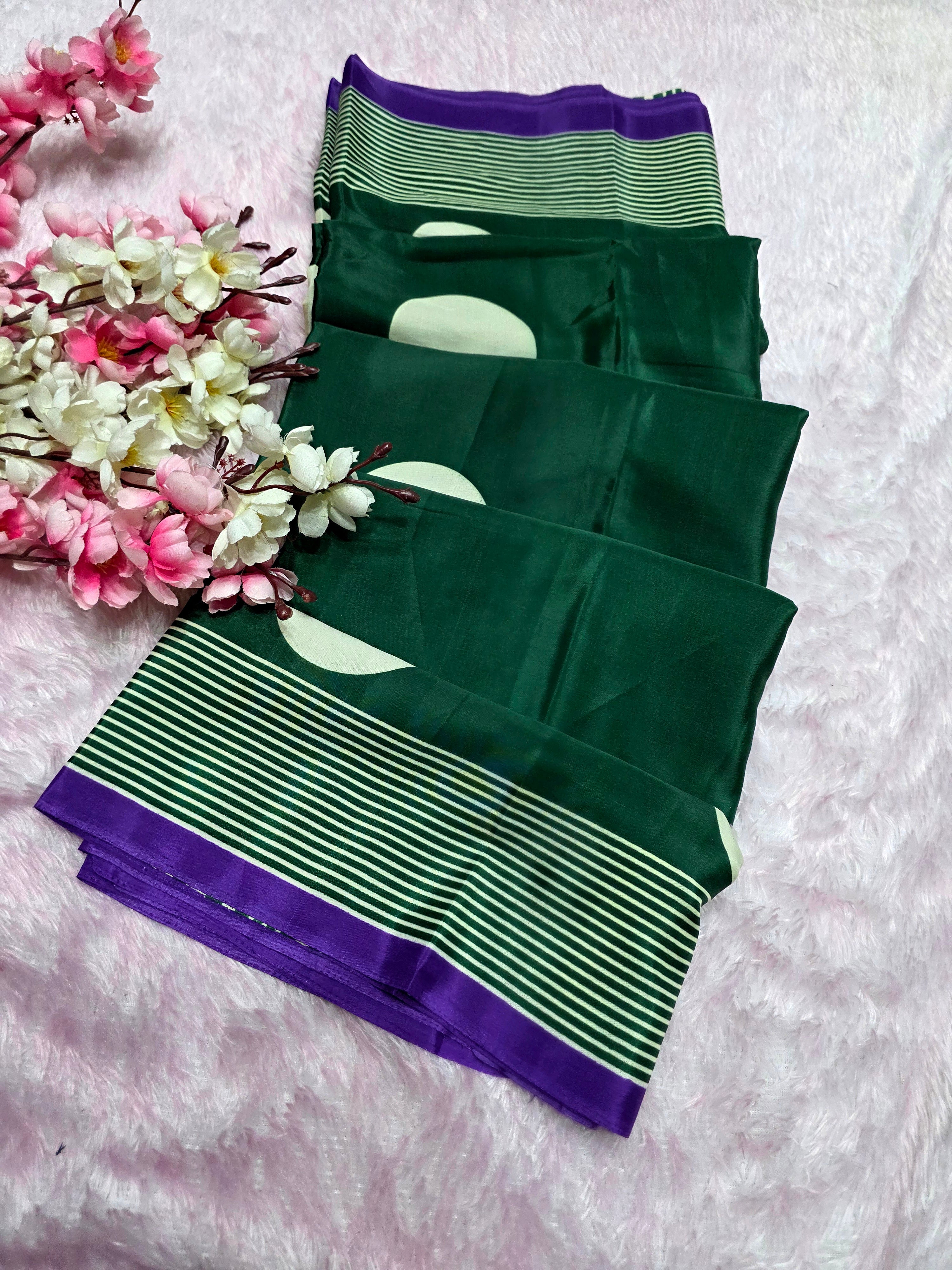 939001 Retro Style Polka Dots Print Satin Silk Saree - Green