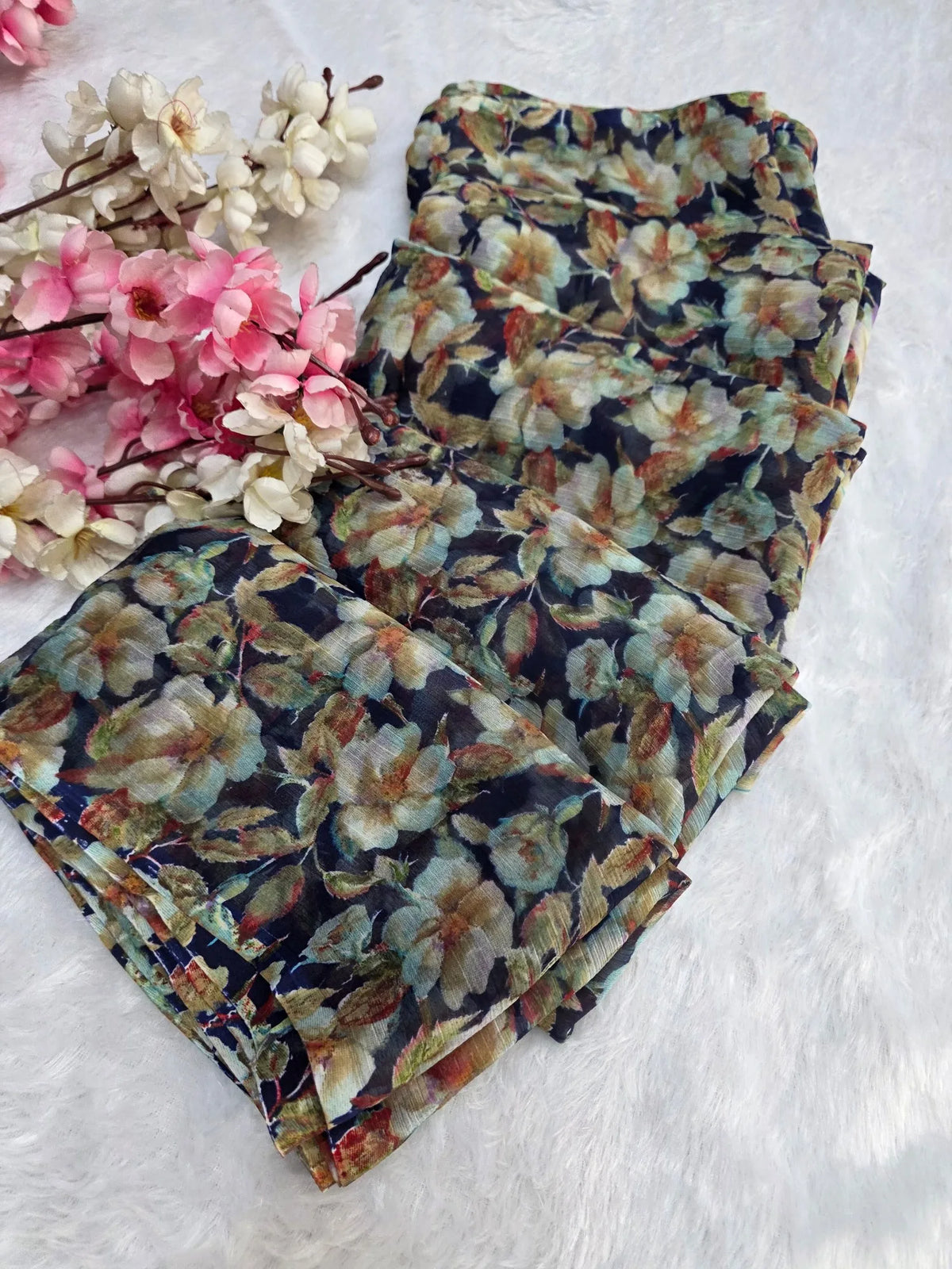 CA1031A Lightweight Elegant Semi Chiffon Flower Print Saree - Blue