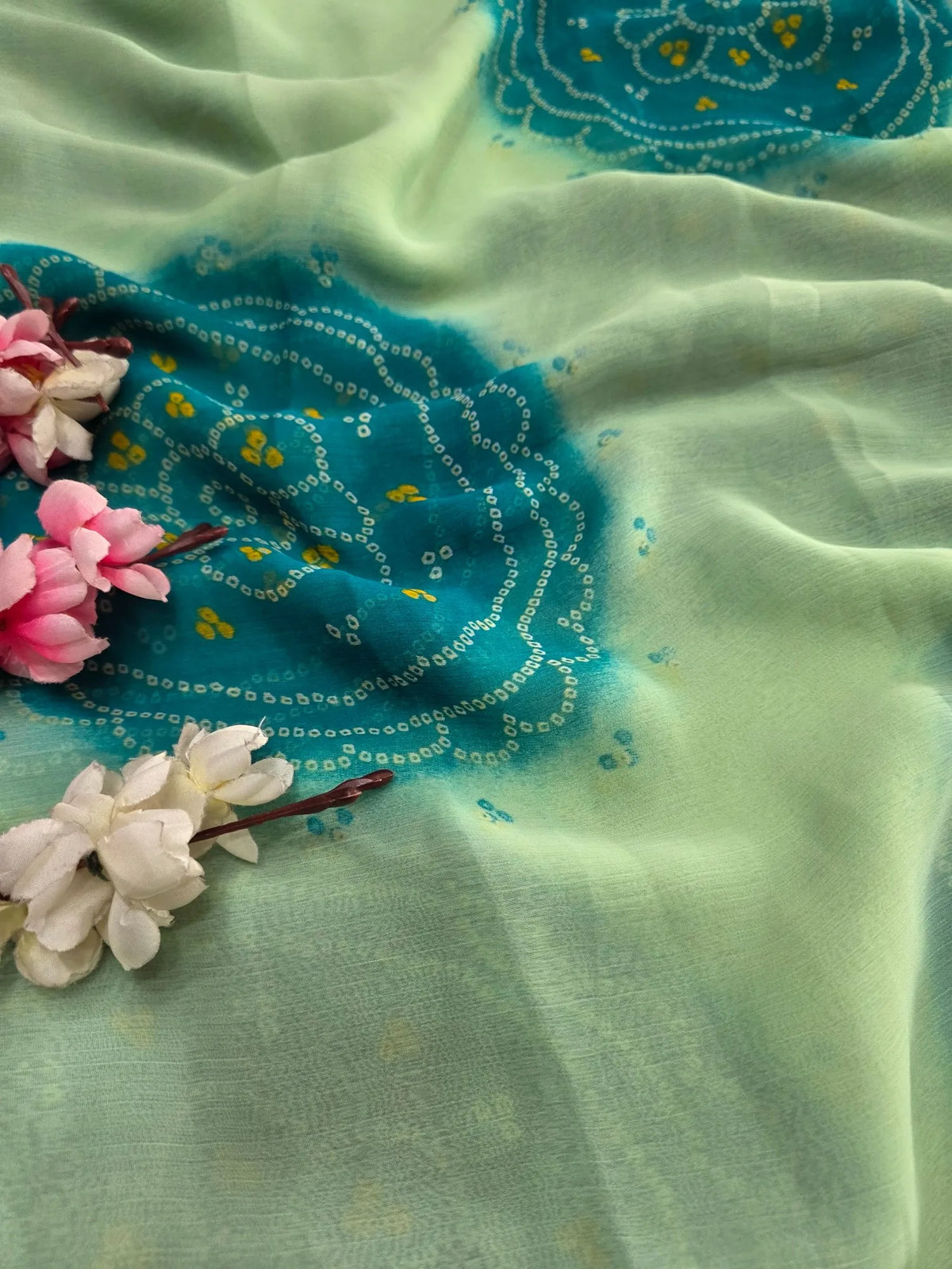 CA1486 Lightweight Elegant Semi Chiffon Bandhani Print Saree - Green