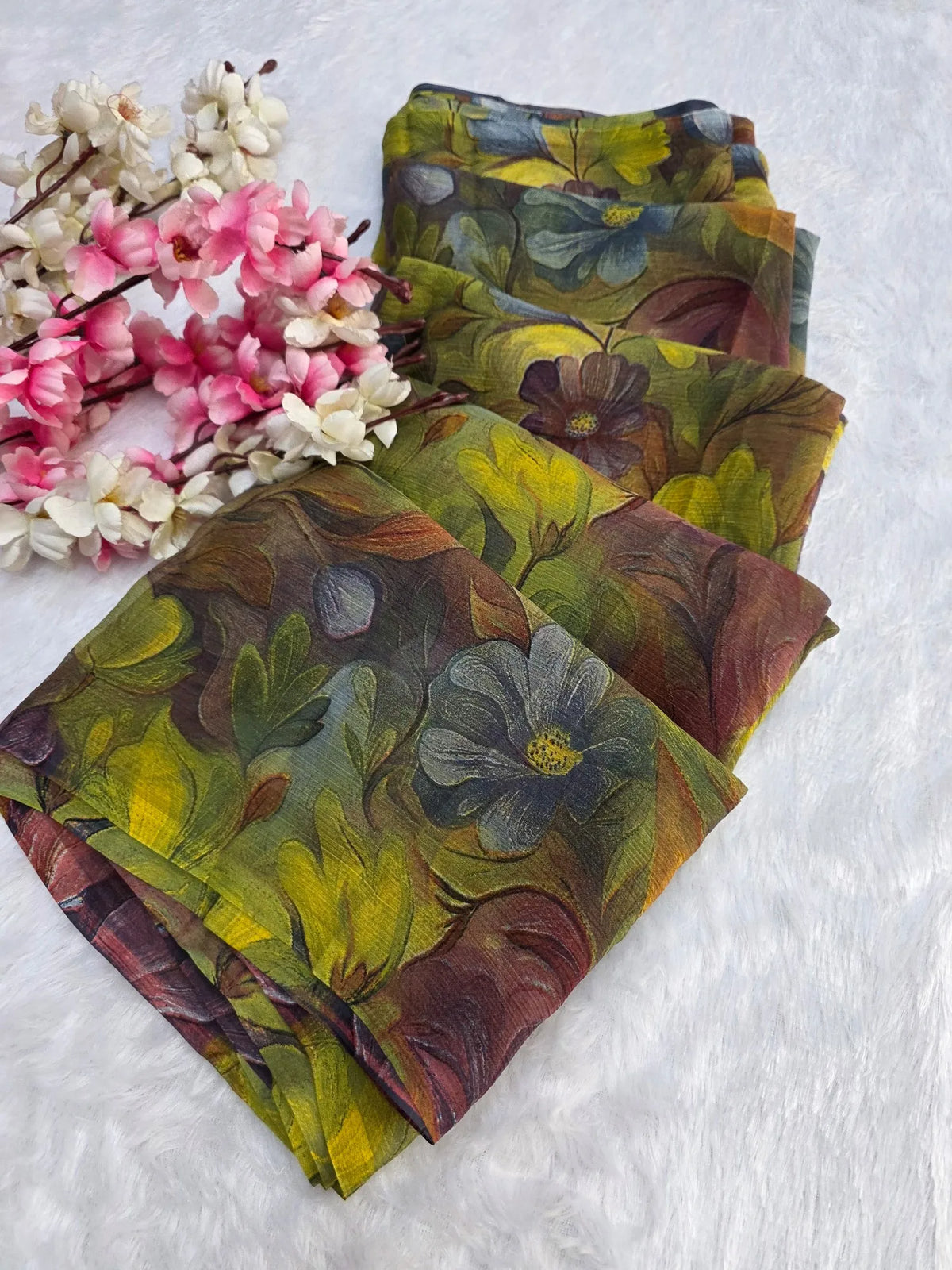 CA1469 Lightweight Elegant Semi Chiffon Flower Print Saree - Purple Blue