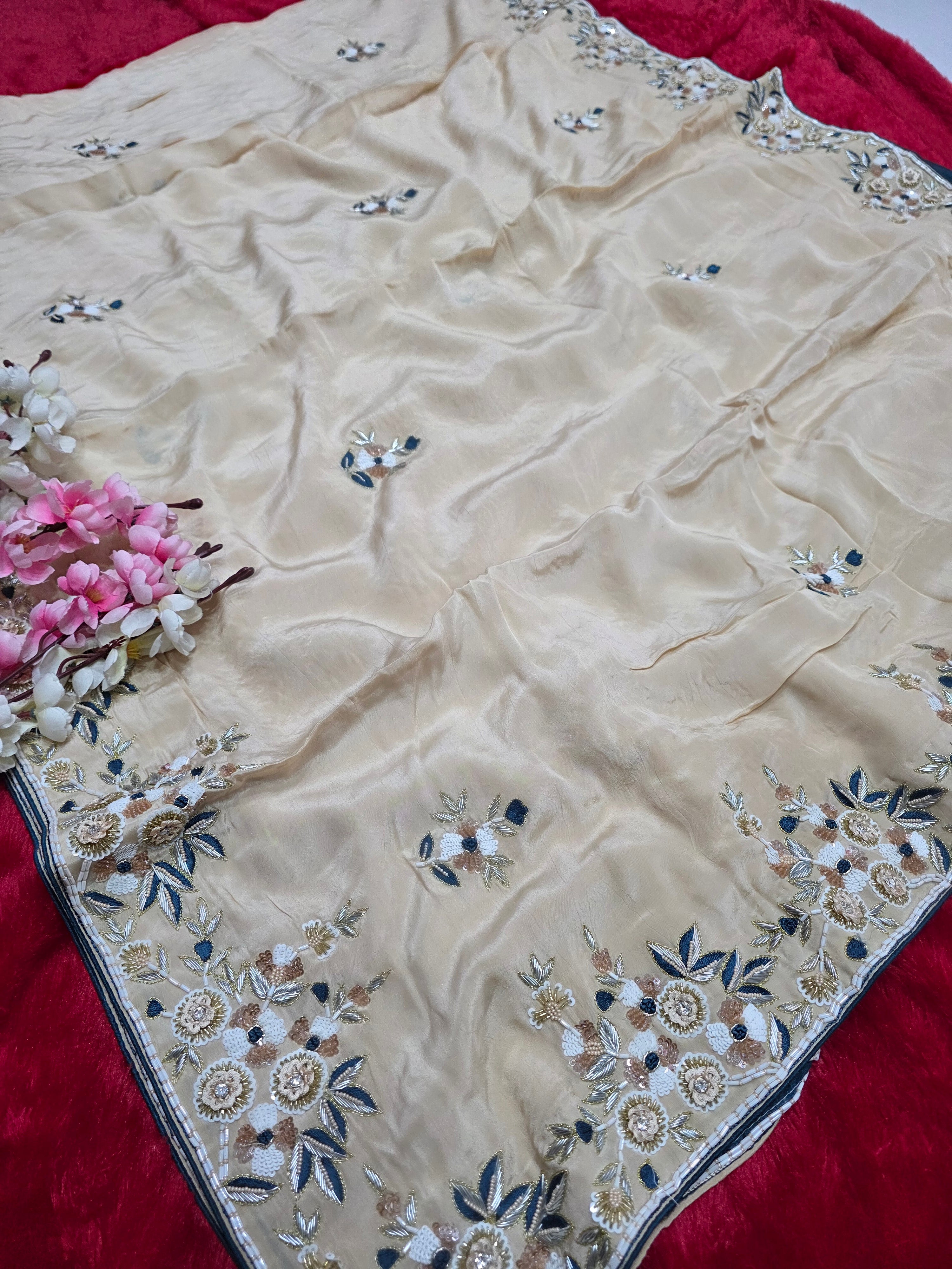 शुद्ध टसर सिल्क हाथ से बनी लेहरिया साड़ी प्रीमियम गोटापट्टी वर्क के साथ - 8837