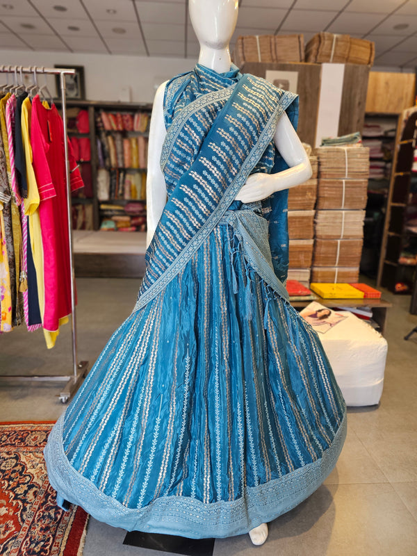 1662 प्रीमियम गज्जी सिल्क बंधनी शेडेड गाउन गज्जी सिल्क दुपट्टे के साथ 